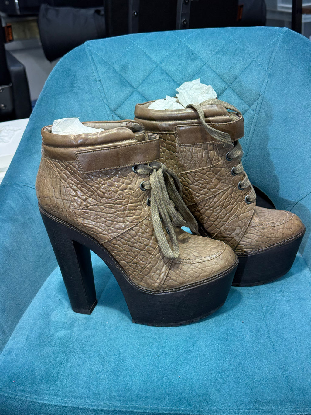Women’s Brown/Black Platform Lace-Up Ankle Boots – High Heel Retro Style