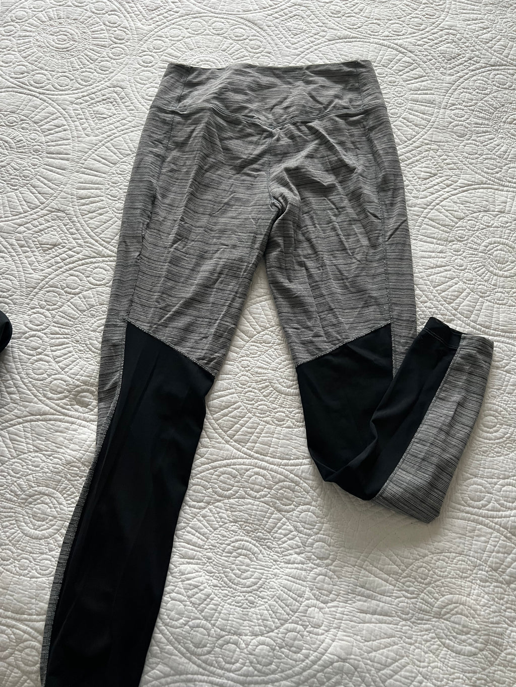 Grey Nike leggings