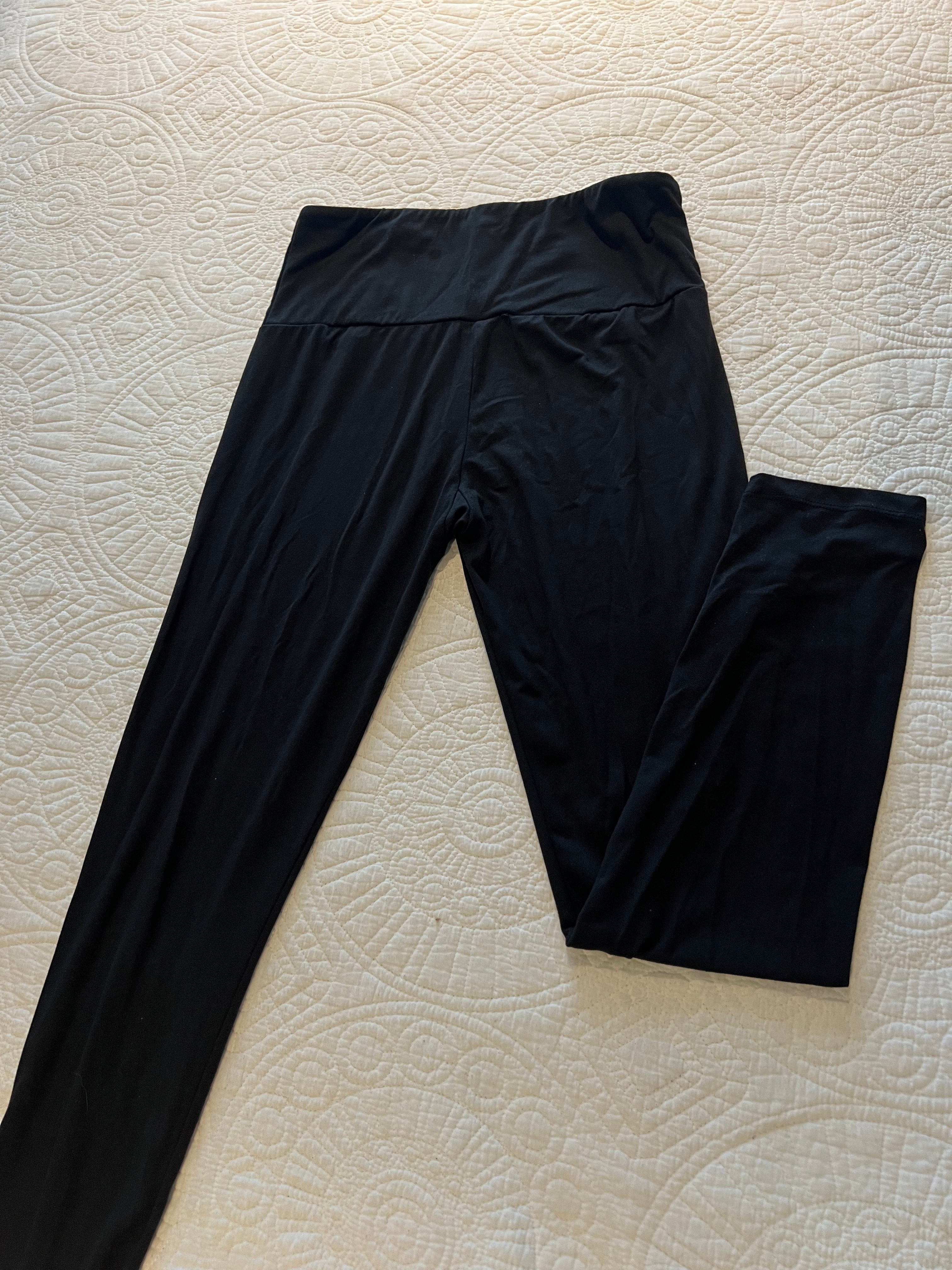 Black leggings