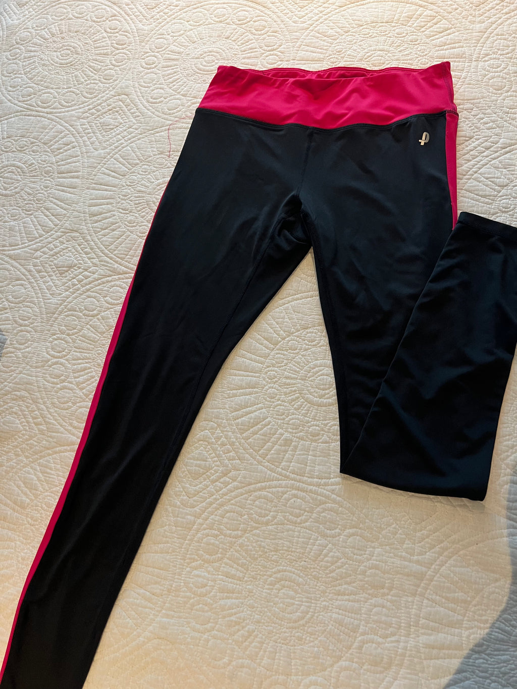 Black leggings