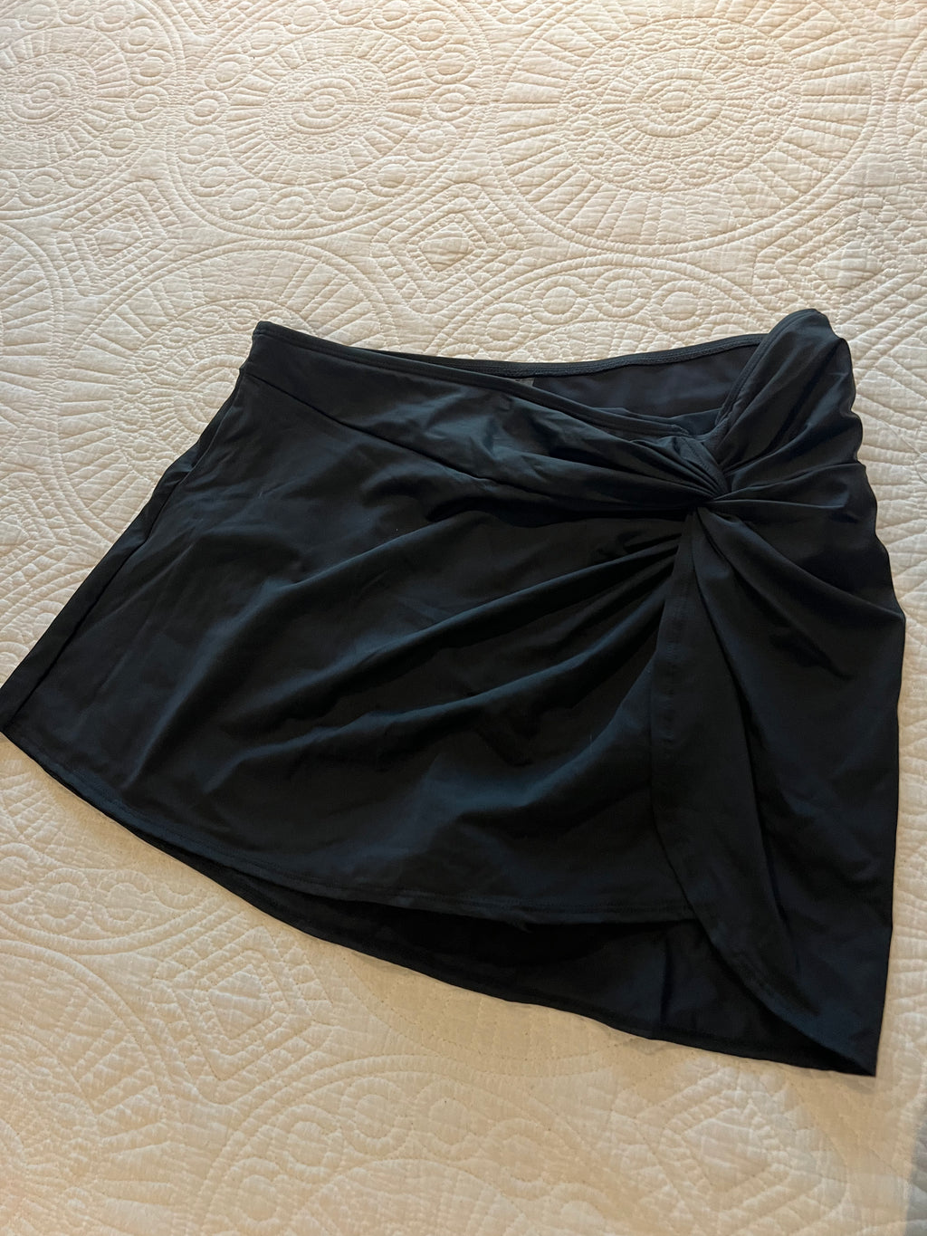 Black skort