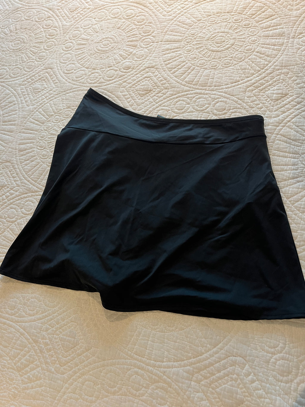 Black skort