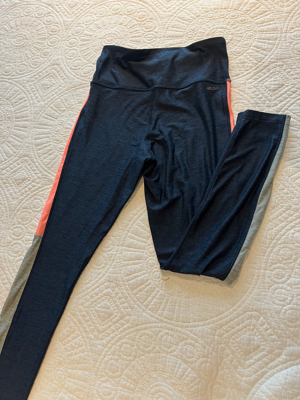 Navy blue New Balance leggings