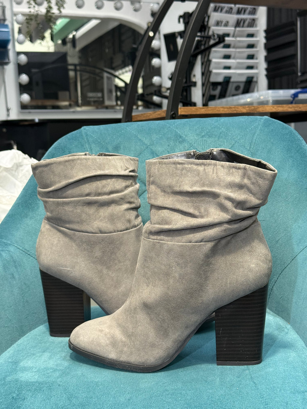 Women’s Grey Suede Block Heel Ankle Boots – Slouch Style