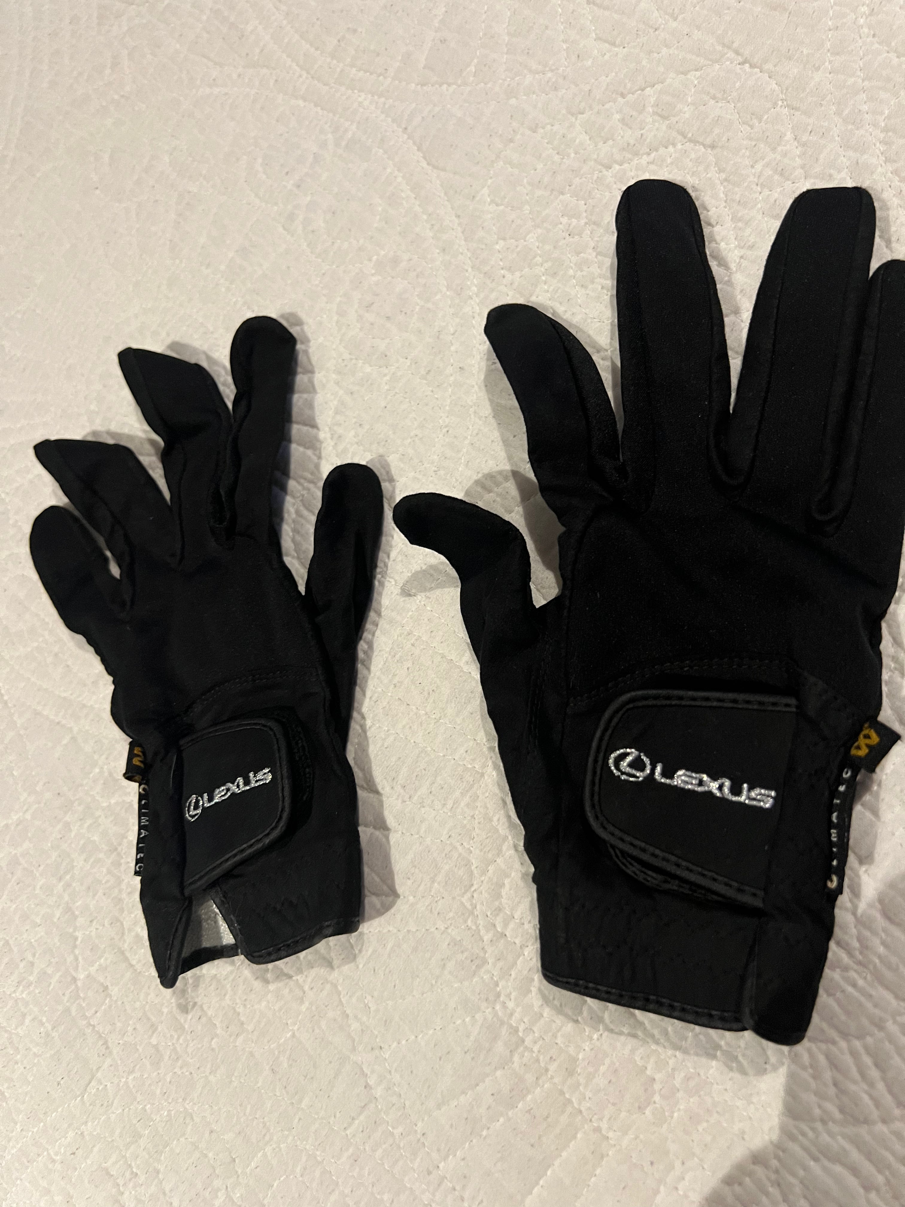 Black Lexus gloves