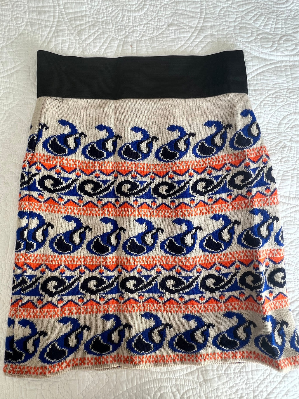 Multi-coloured graphic skirt