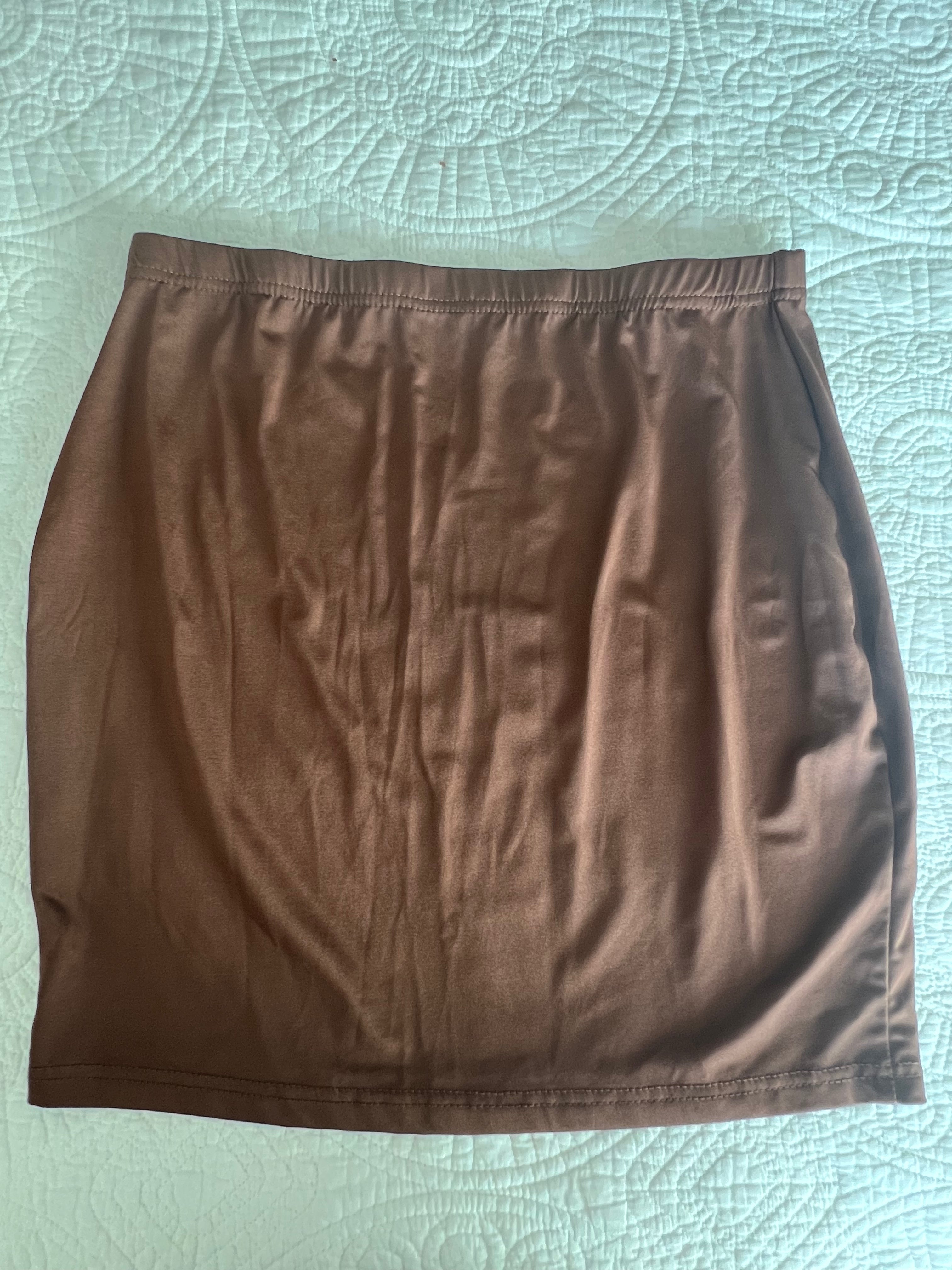 Brown mini skirt
