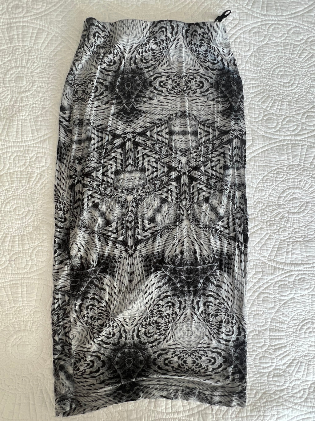 Maxi graphic skirt