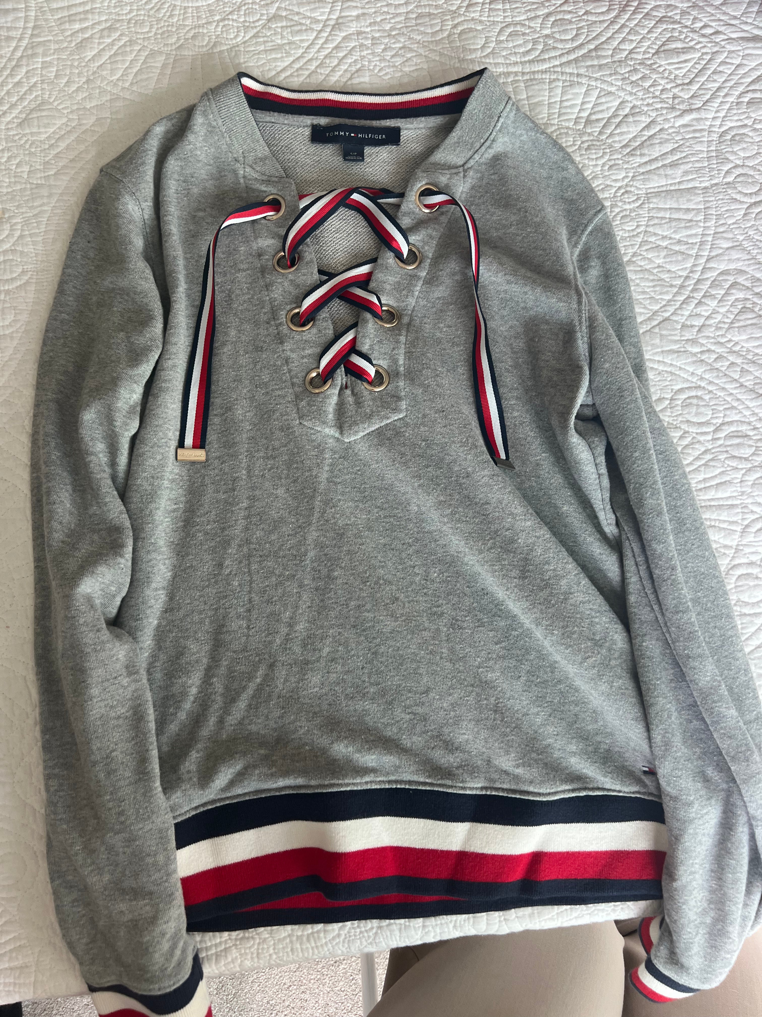 Grey Tommy Hilfiger jumper