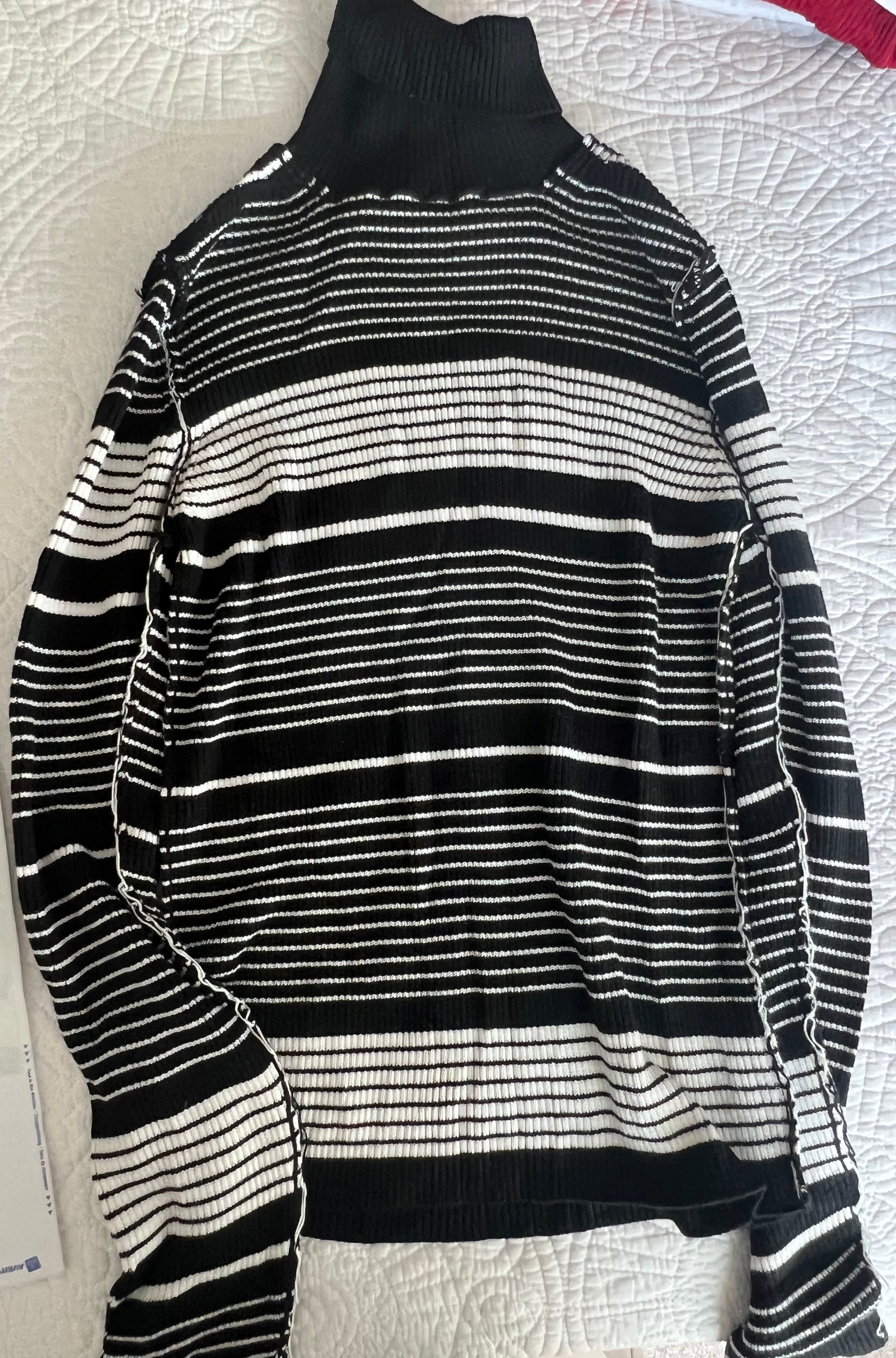 Black long sleeve stripy top