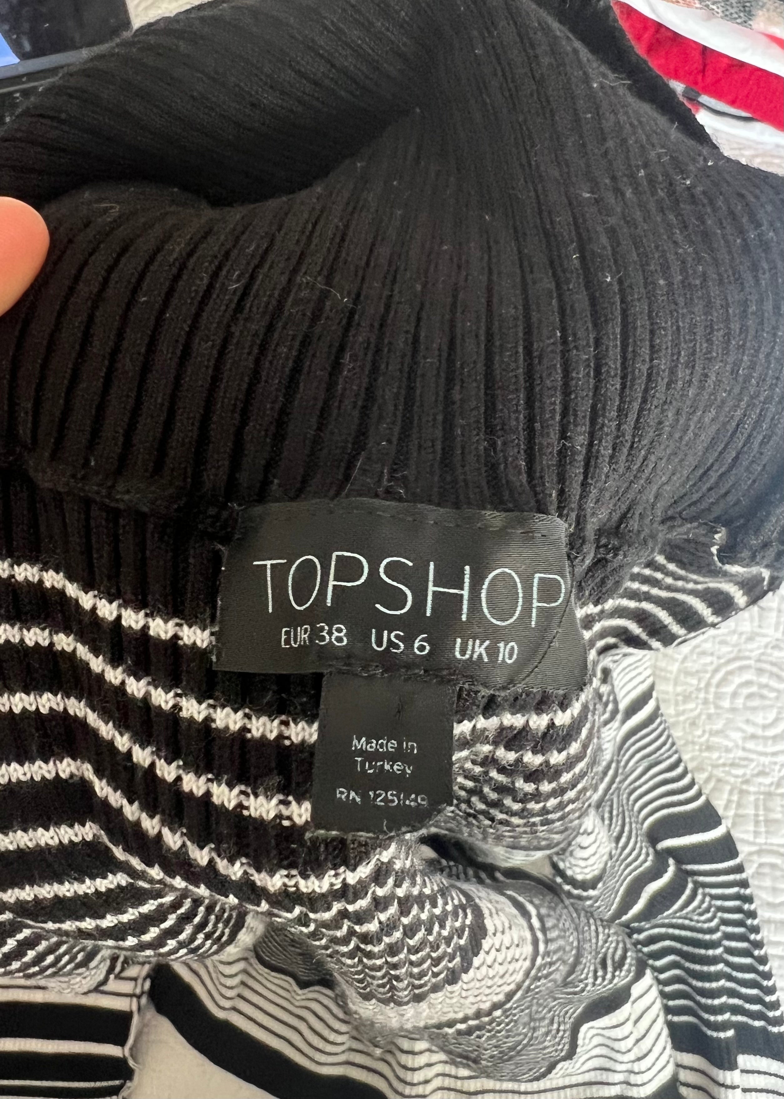 Black long sleeve stripy top