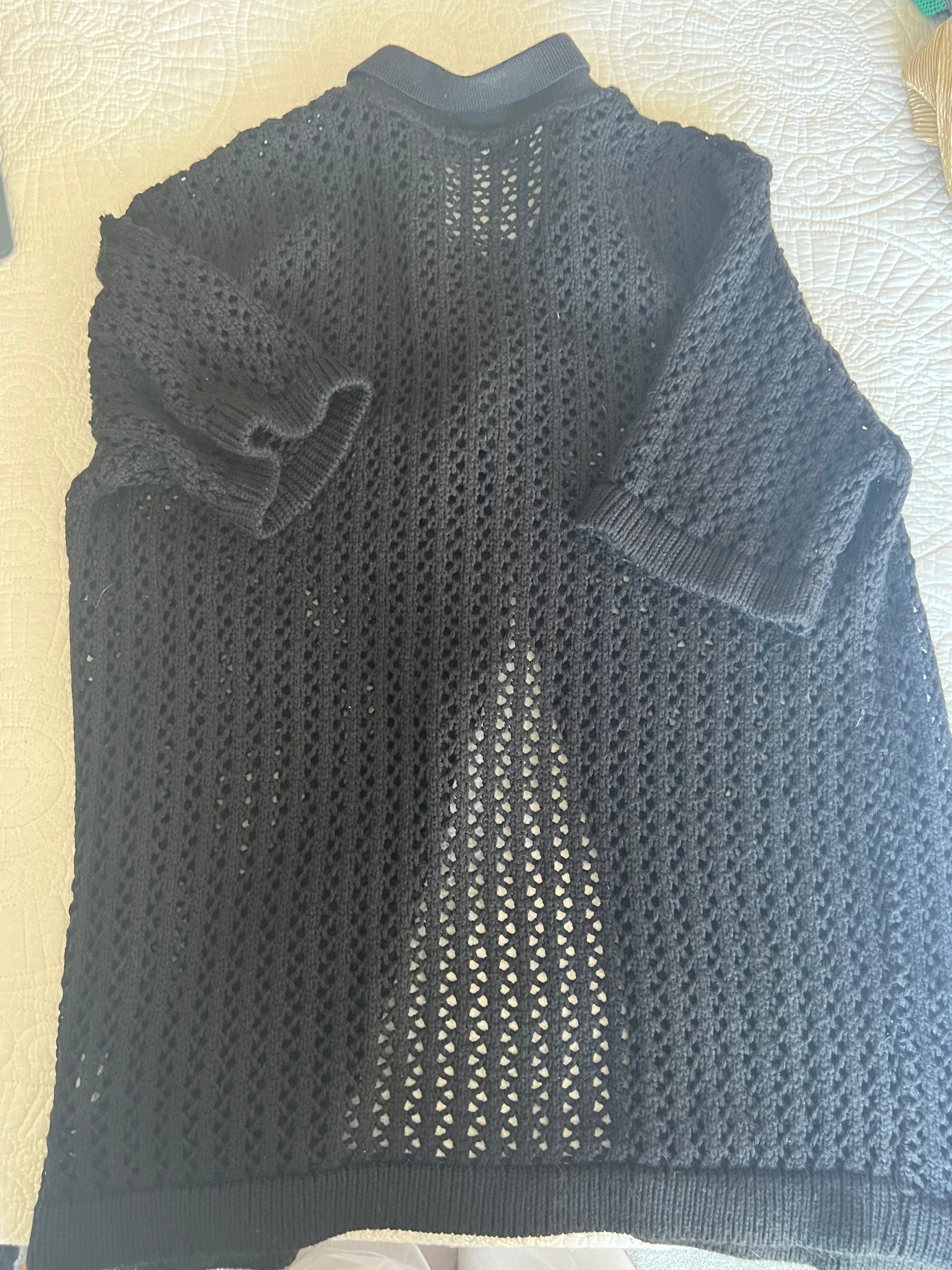 Knitted man shirt