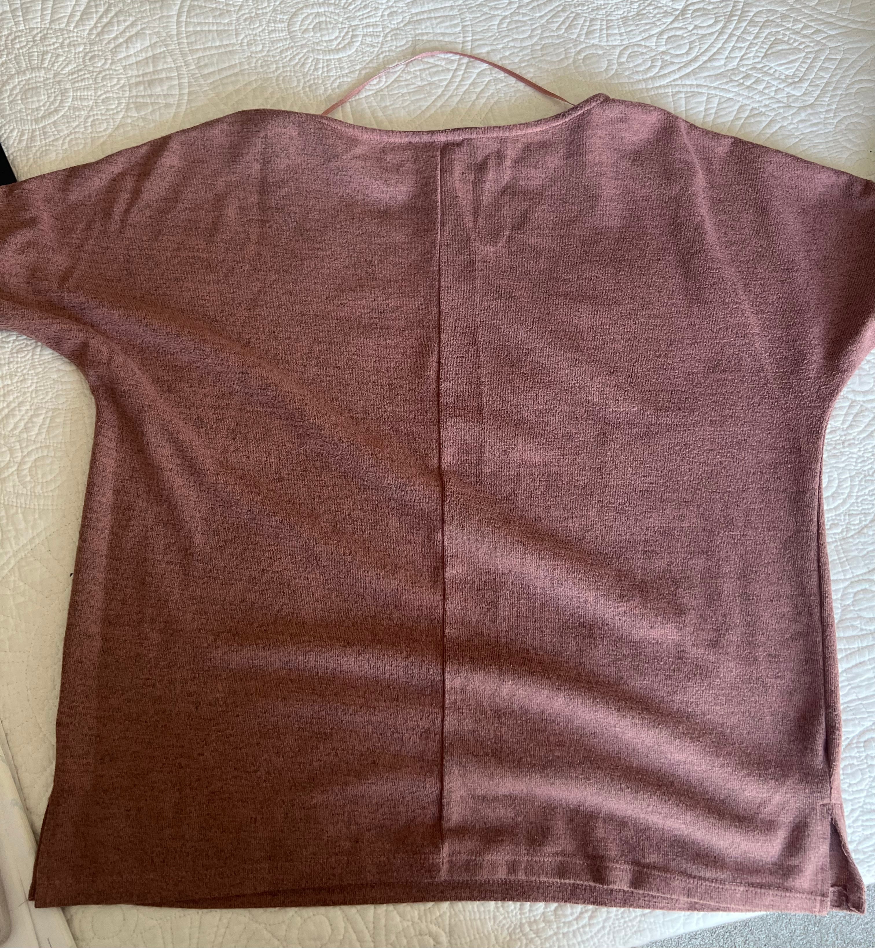 Pink short sleeve top