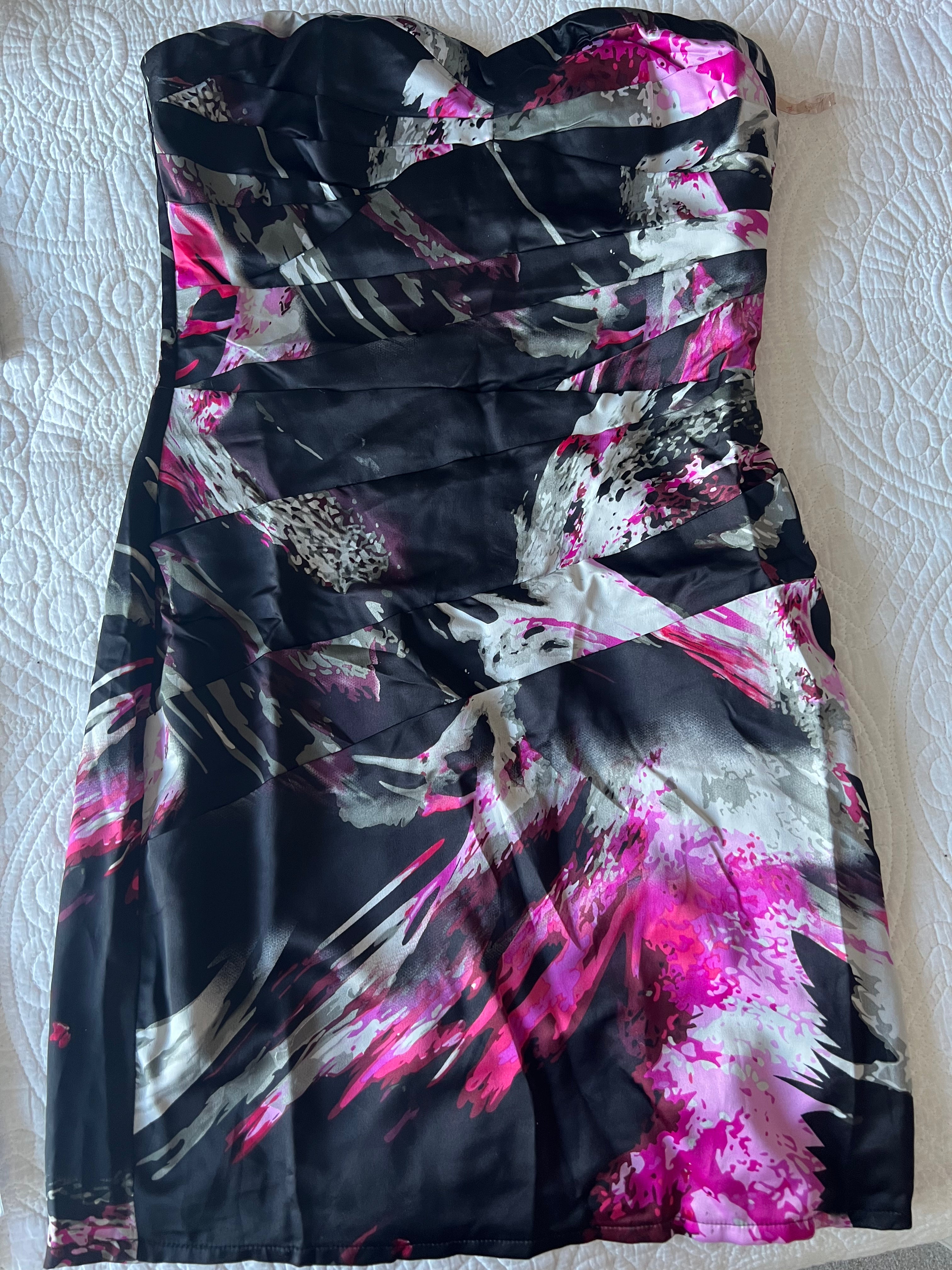 Black/pink mini tub dress