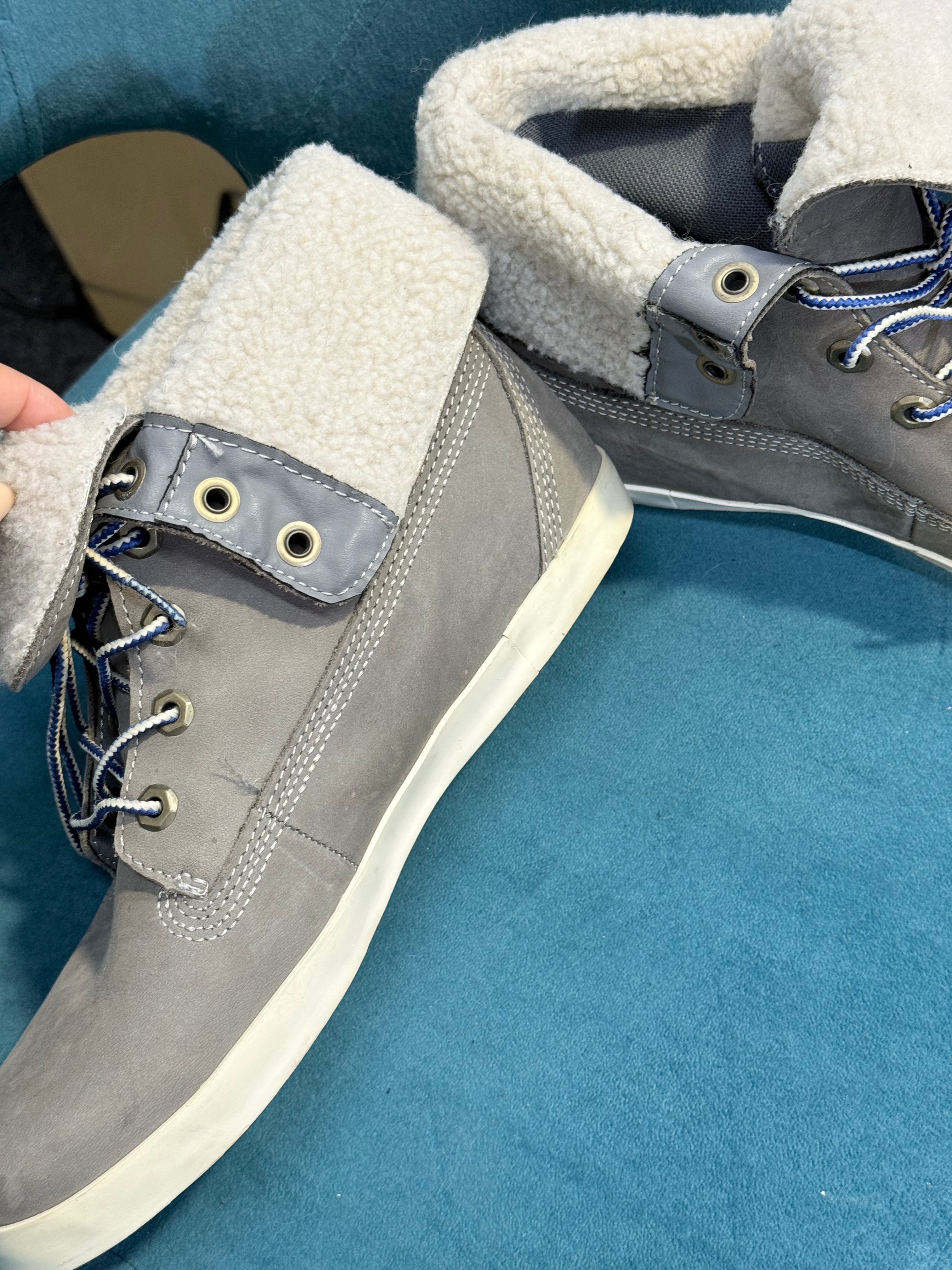 Grey Timberland boots / Roll top boot