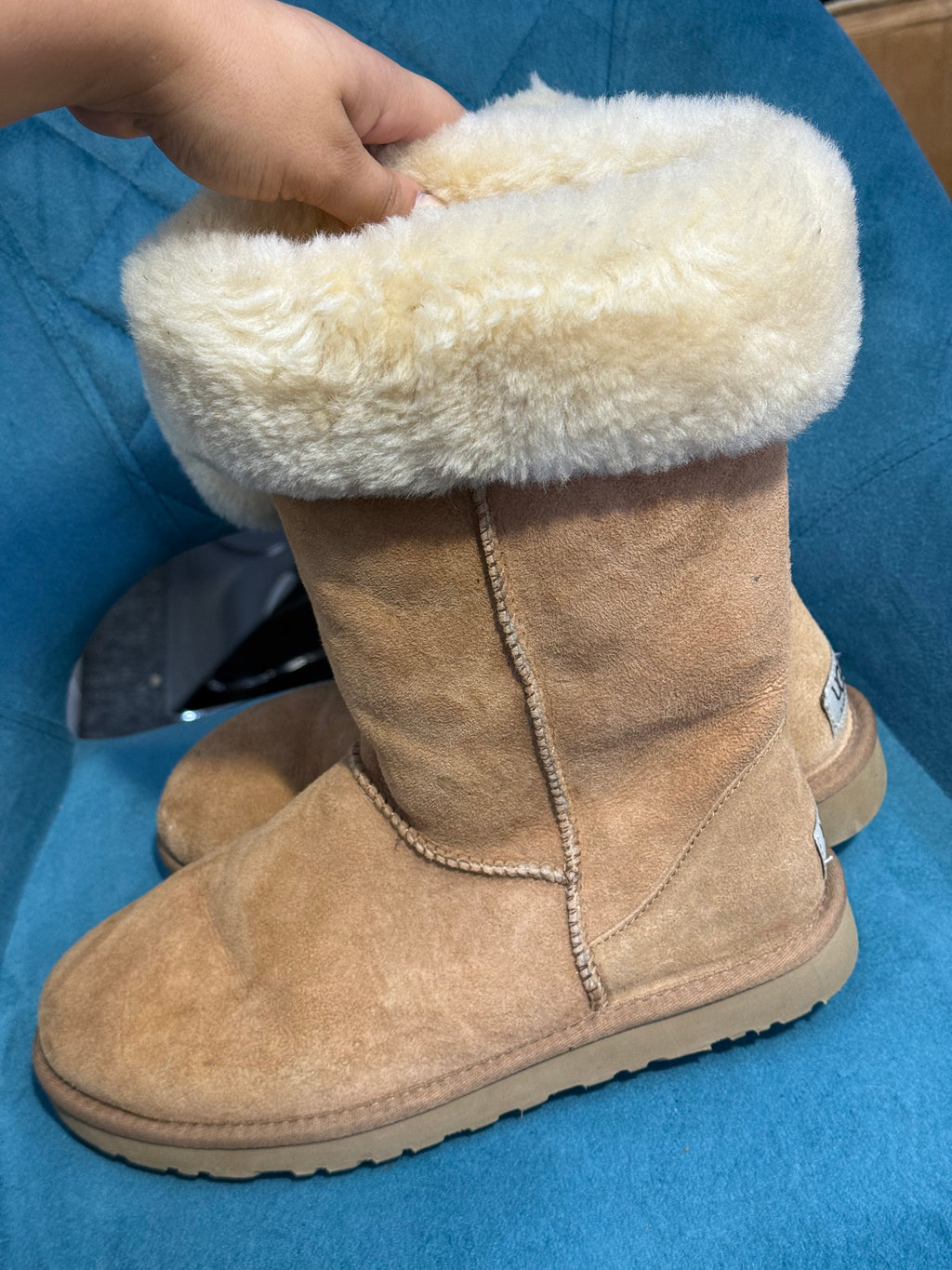 Tall tan ugg boots with fur - Size 6.5
