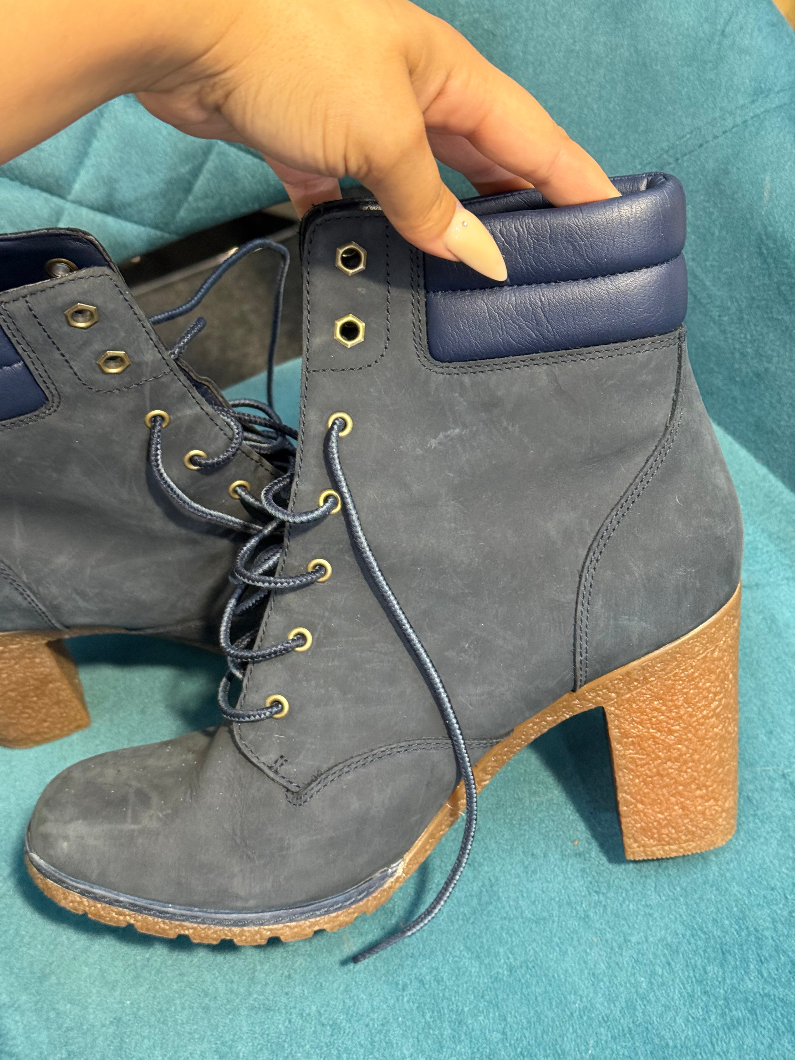 Brand new Timberland navy high heel boots - Size 7.5
