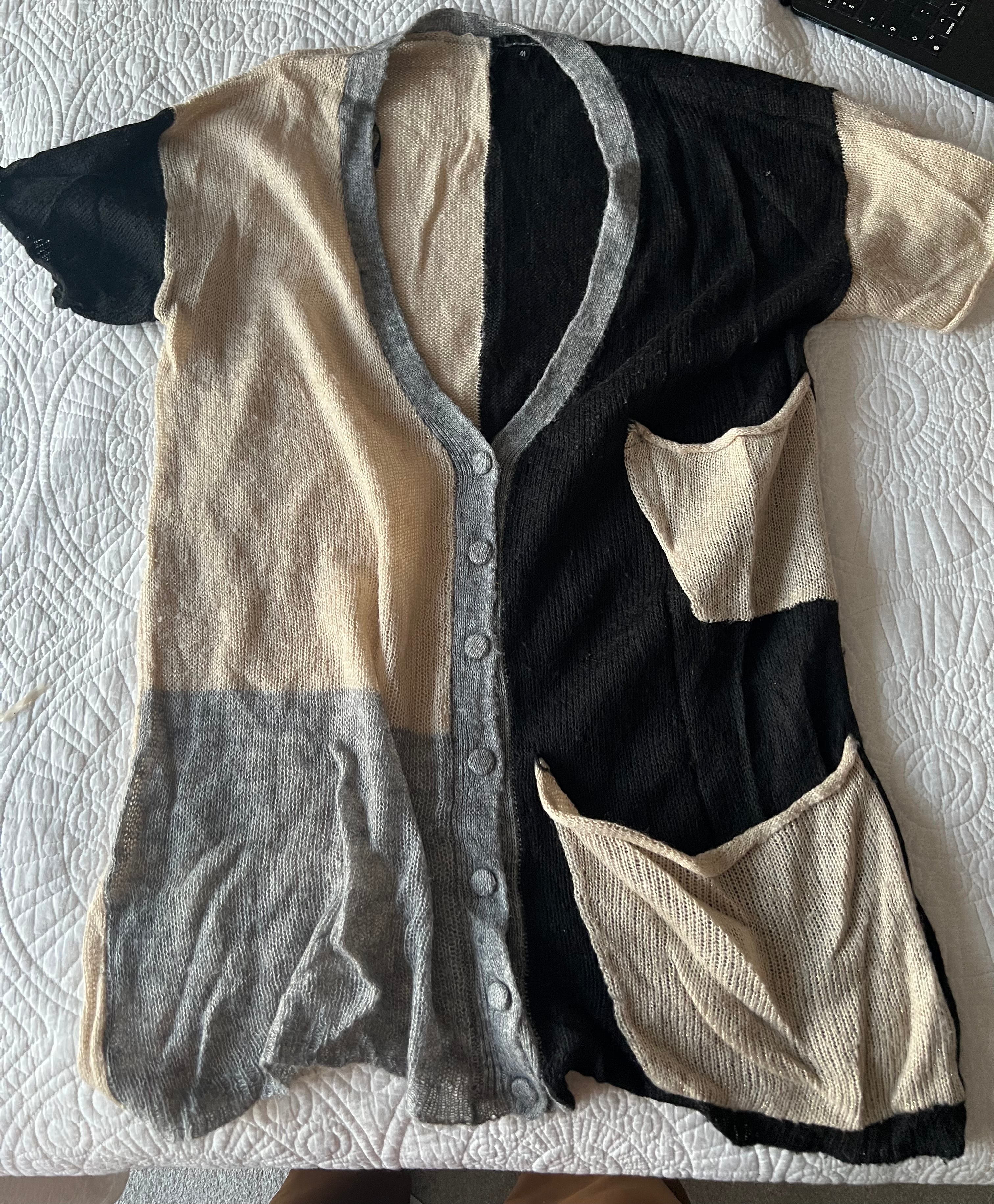 Grey/black cardigan