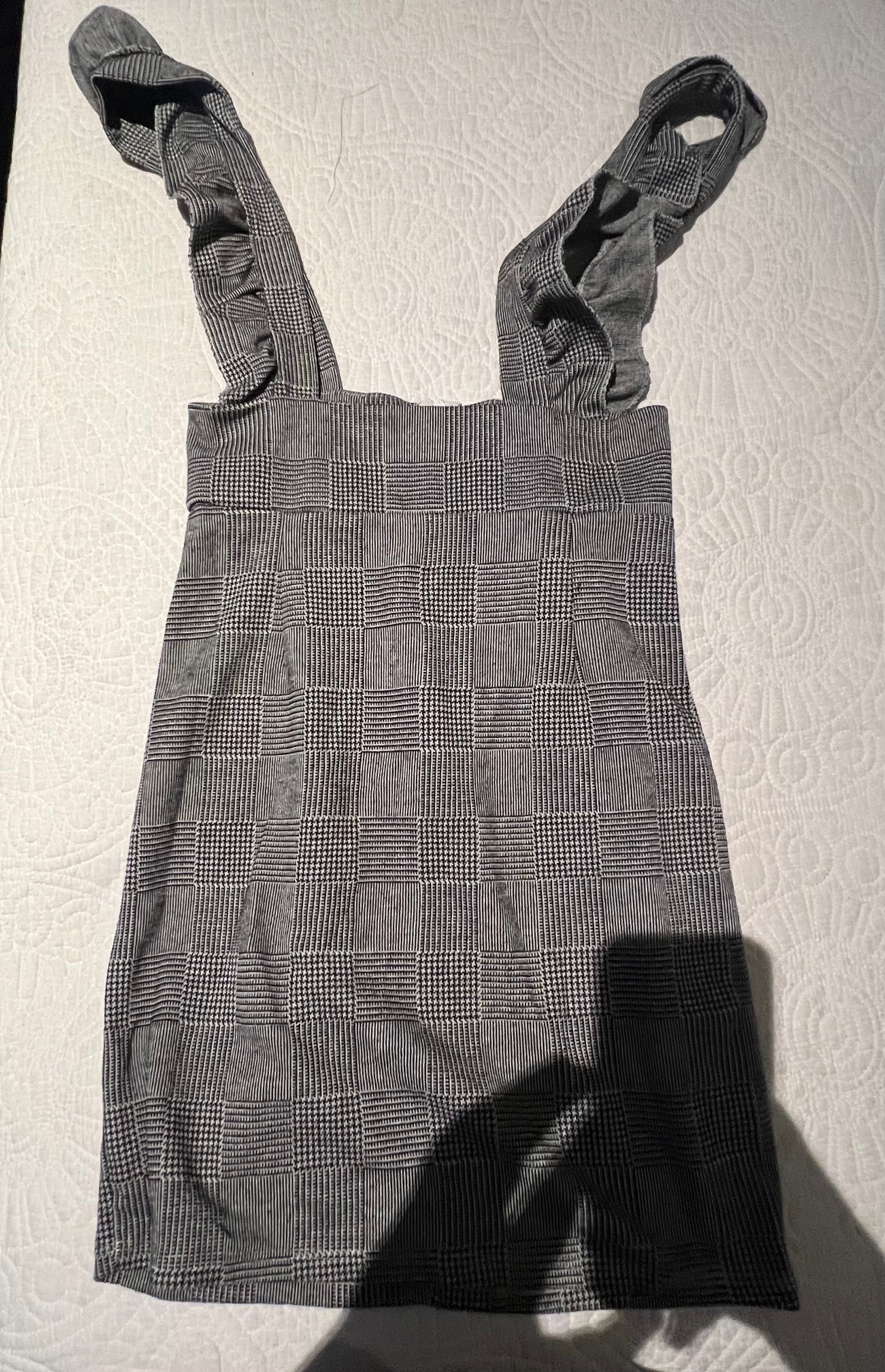 Suspender checkered mini skirt