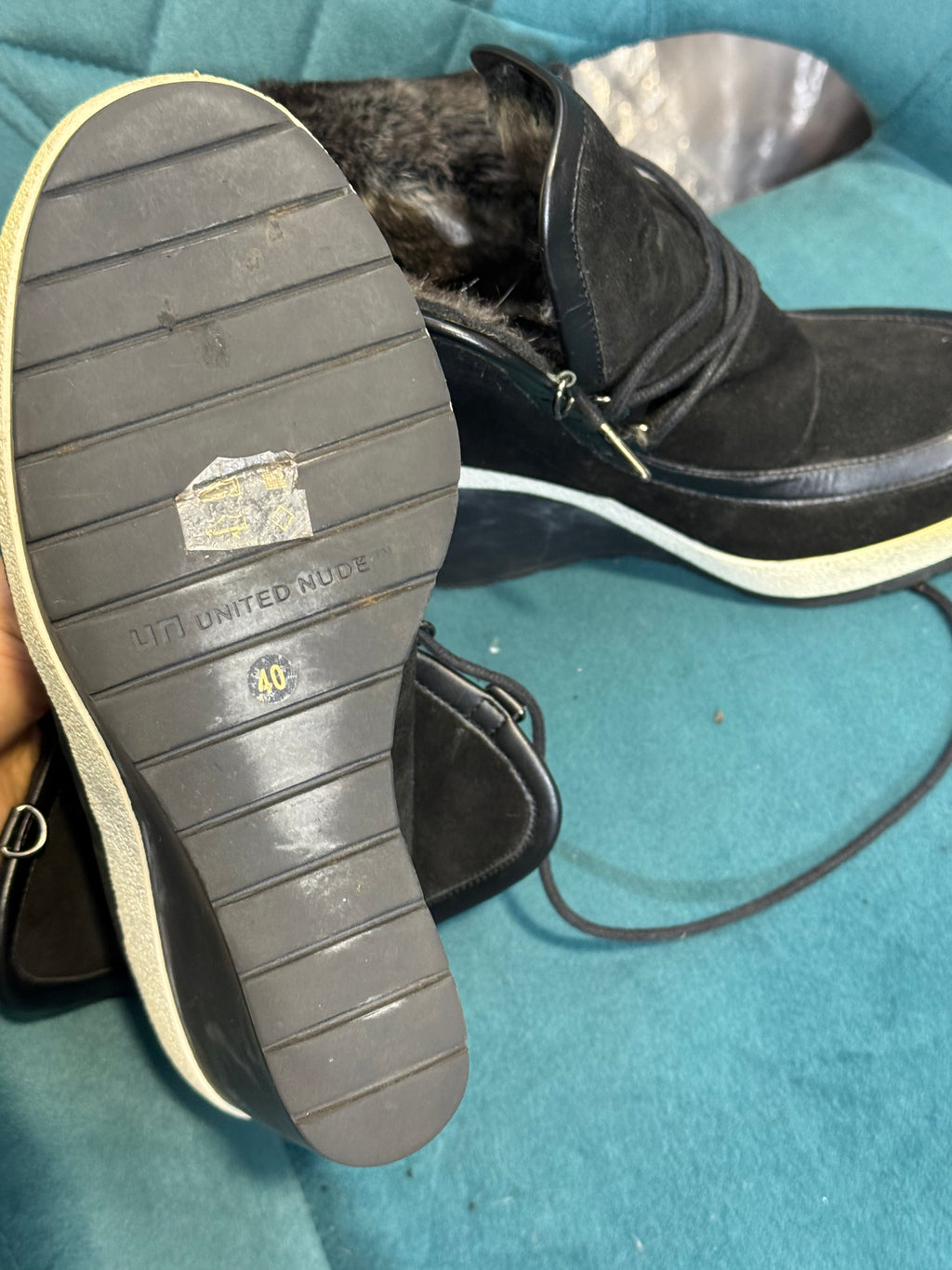 United Nude black wedge boot with fur inside