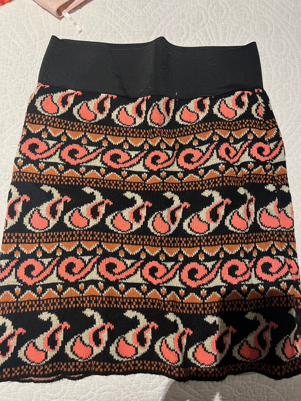 Patterned mini skirt