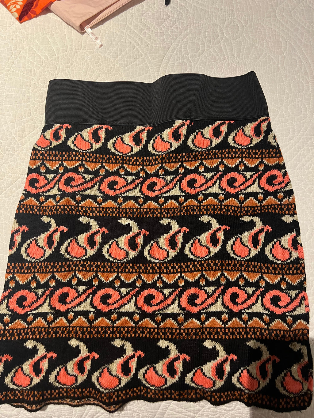 Patterned mini skirt