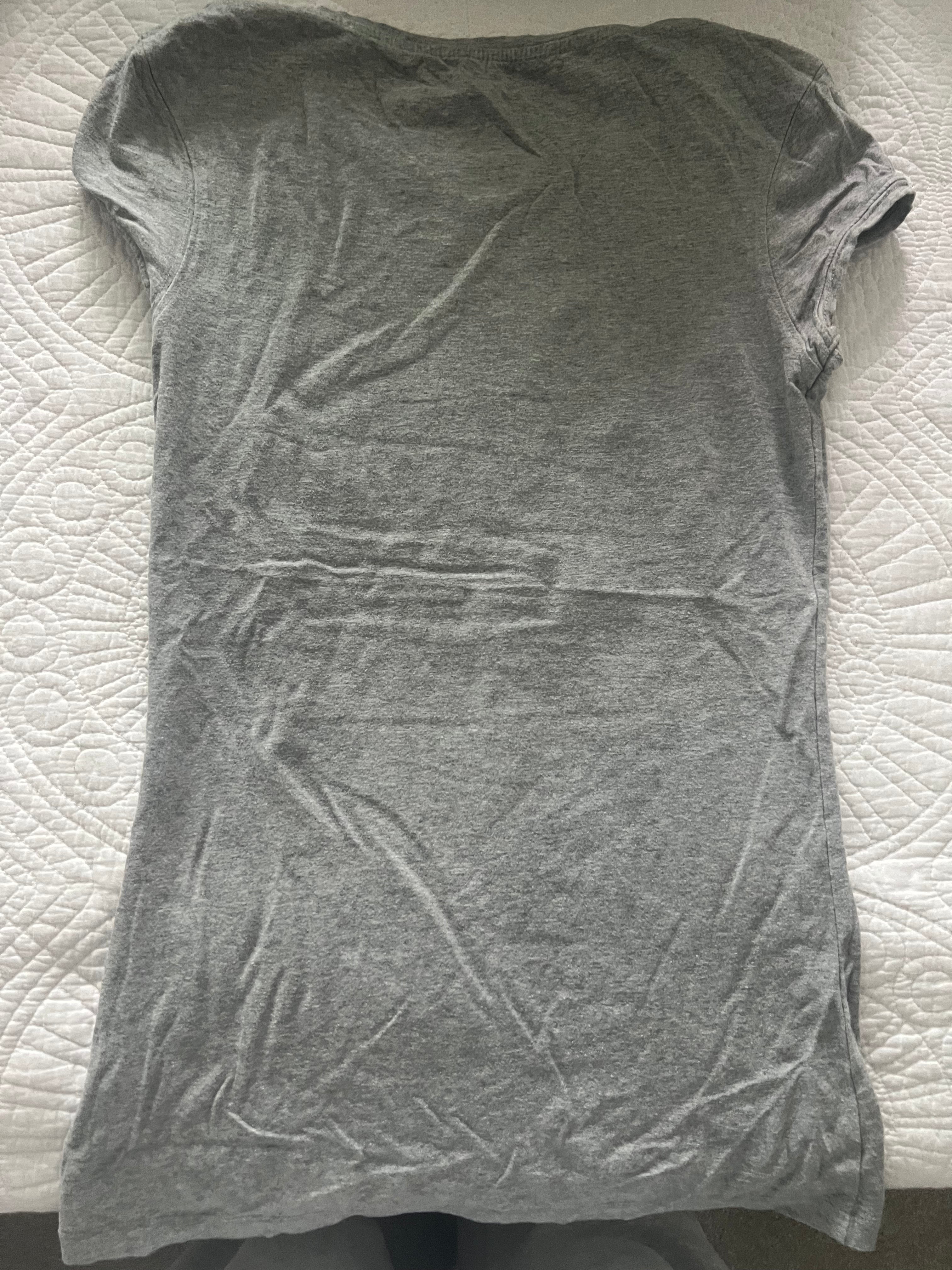 Grey fitted top