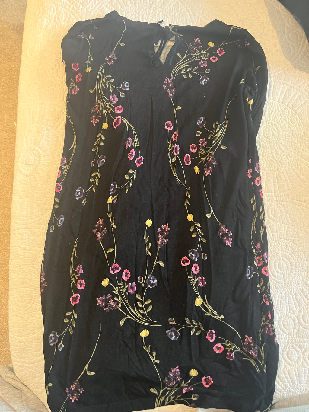 Flower patternered flowy dress