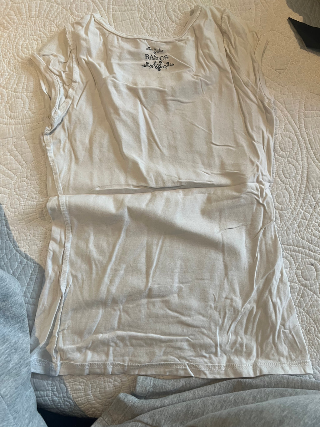 White fitted top