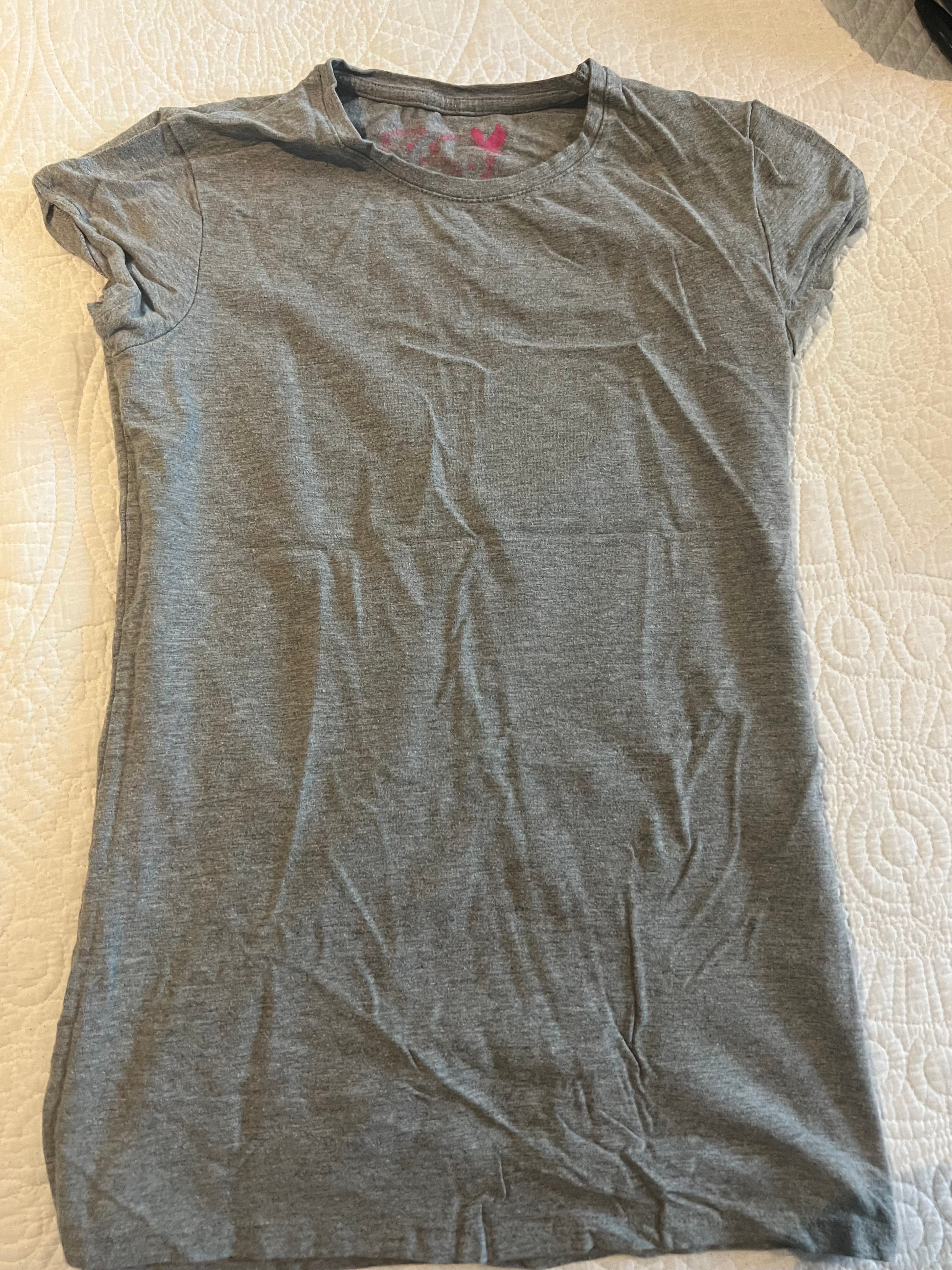 Grey fitted top