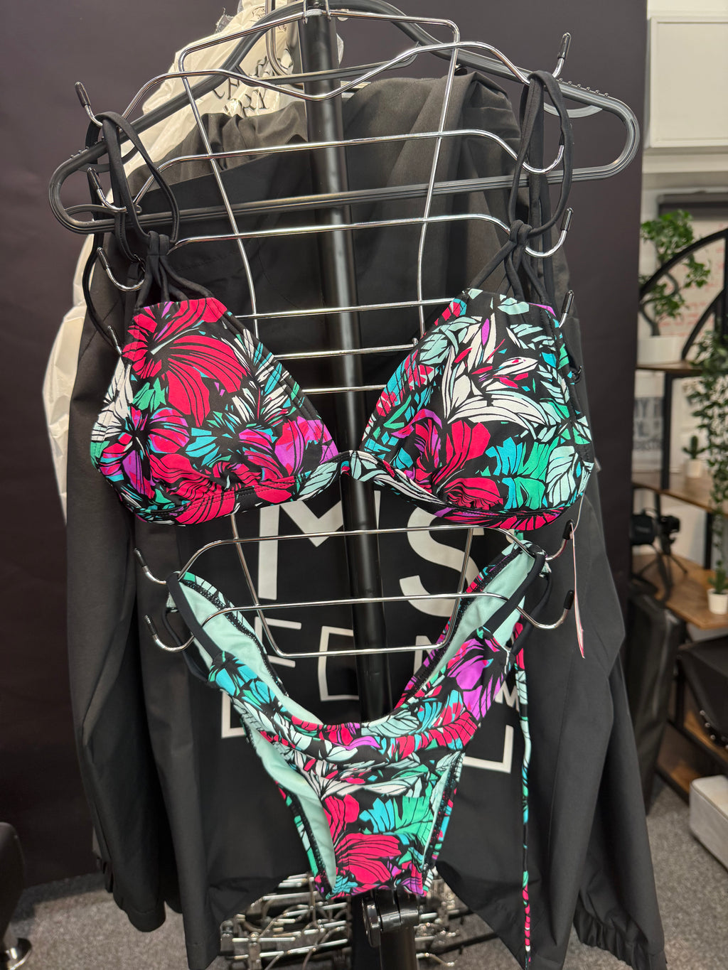 Brand new xhilaration tie up bikini