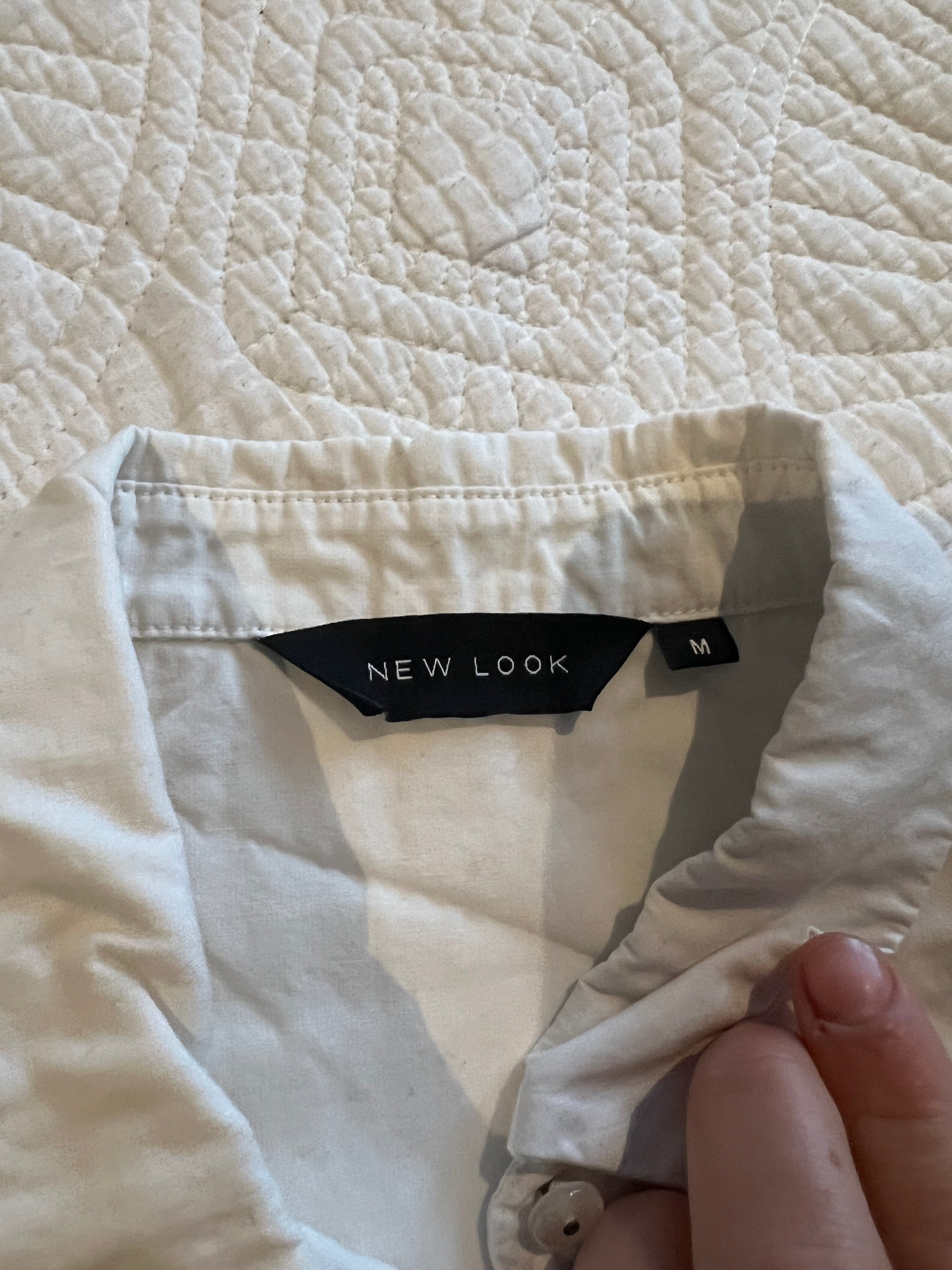 White detachable shirt