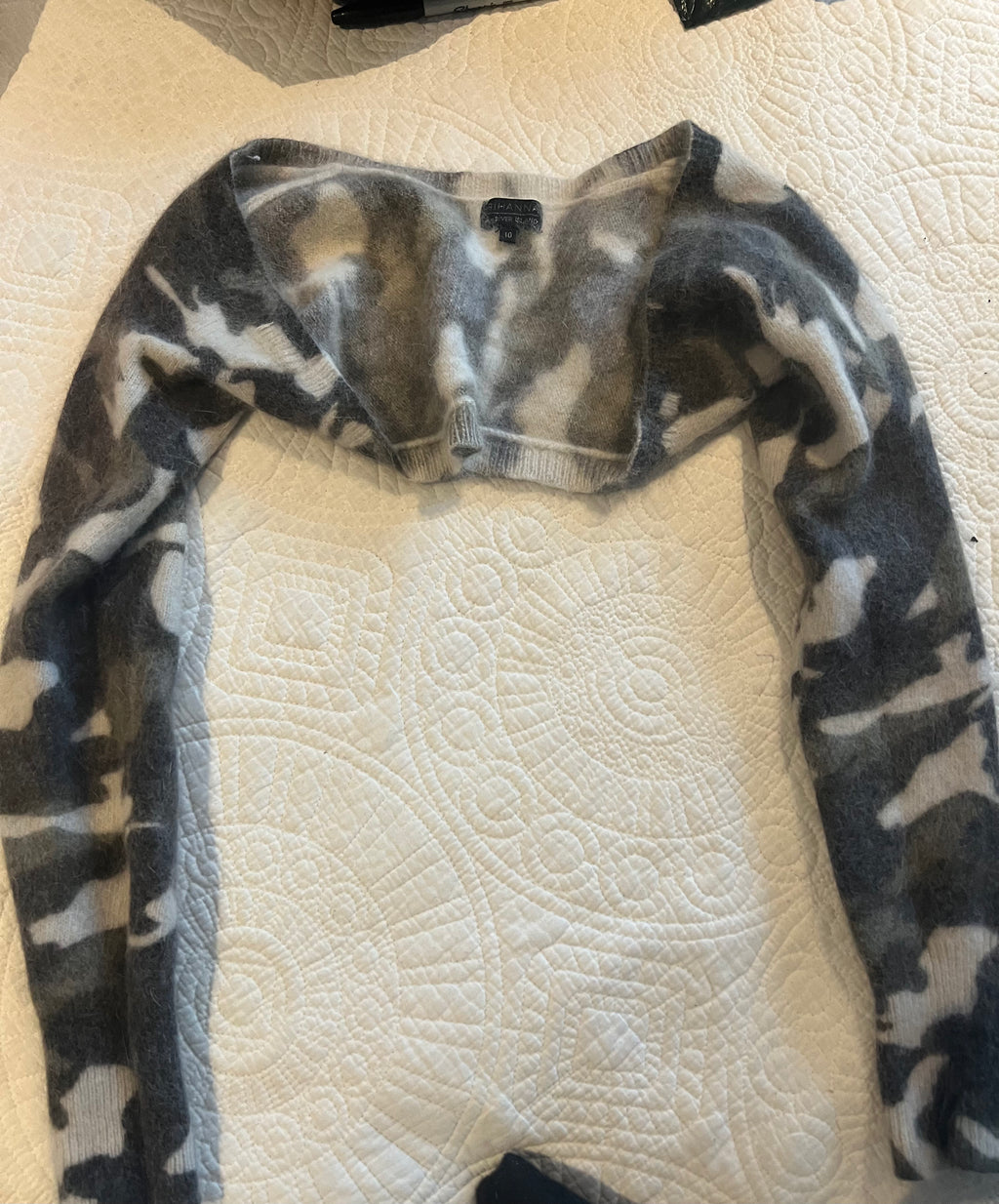 Army sleeve shrug