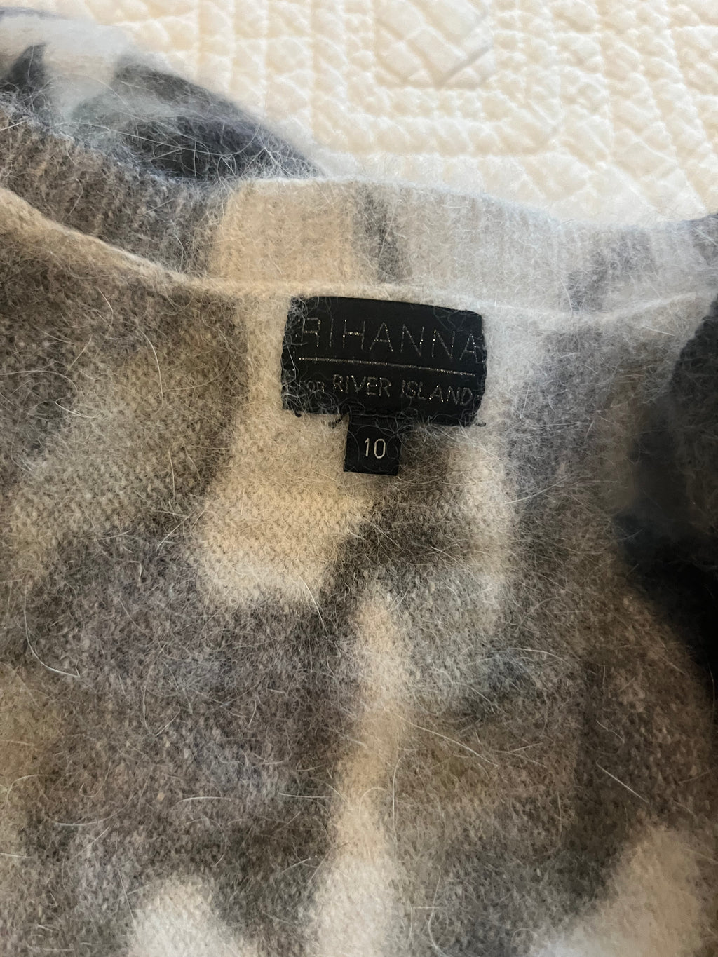 Army sleeve shrug