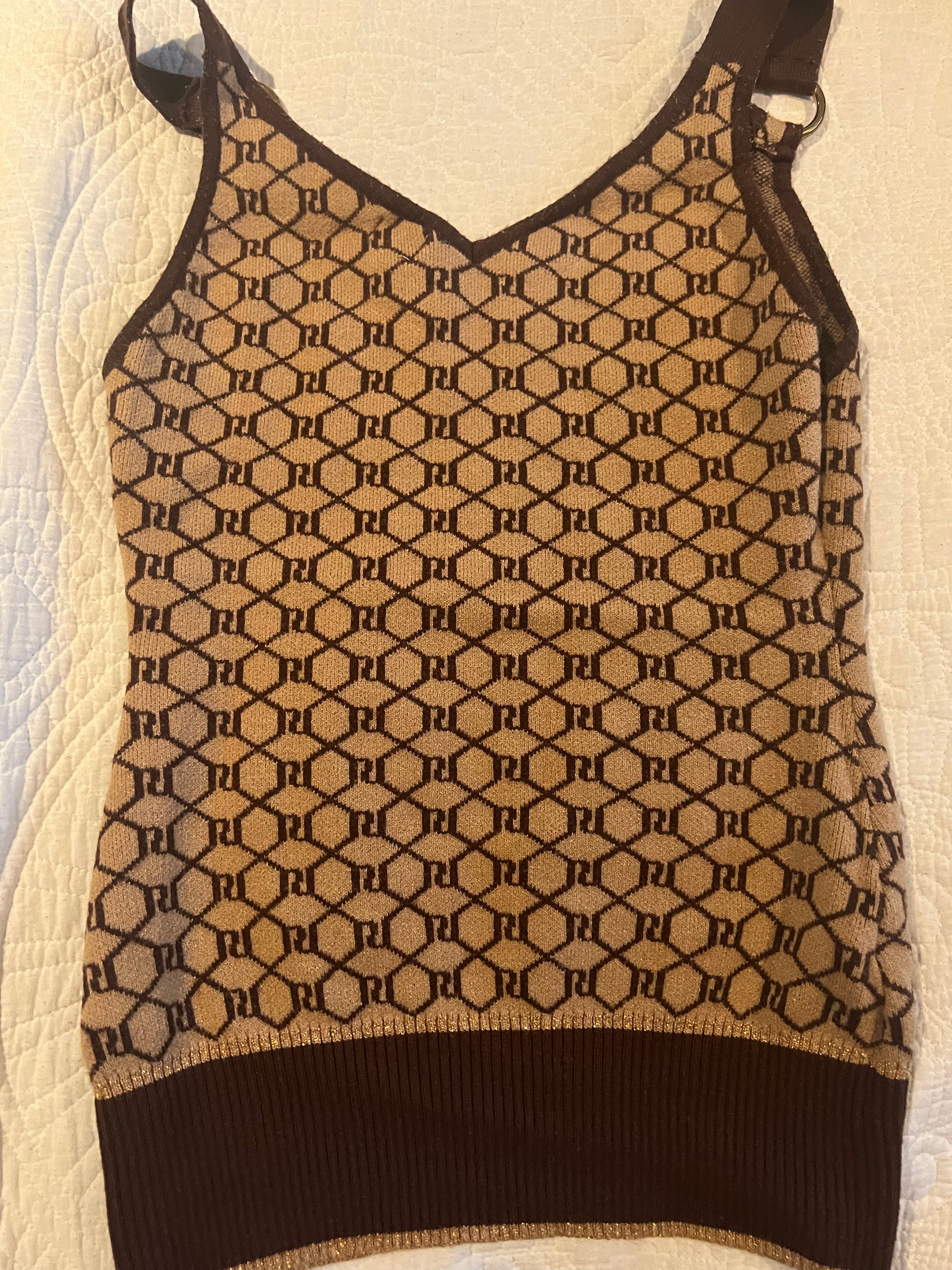 Brown knitted top