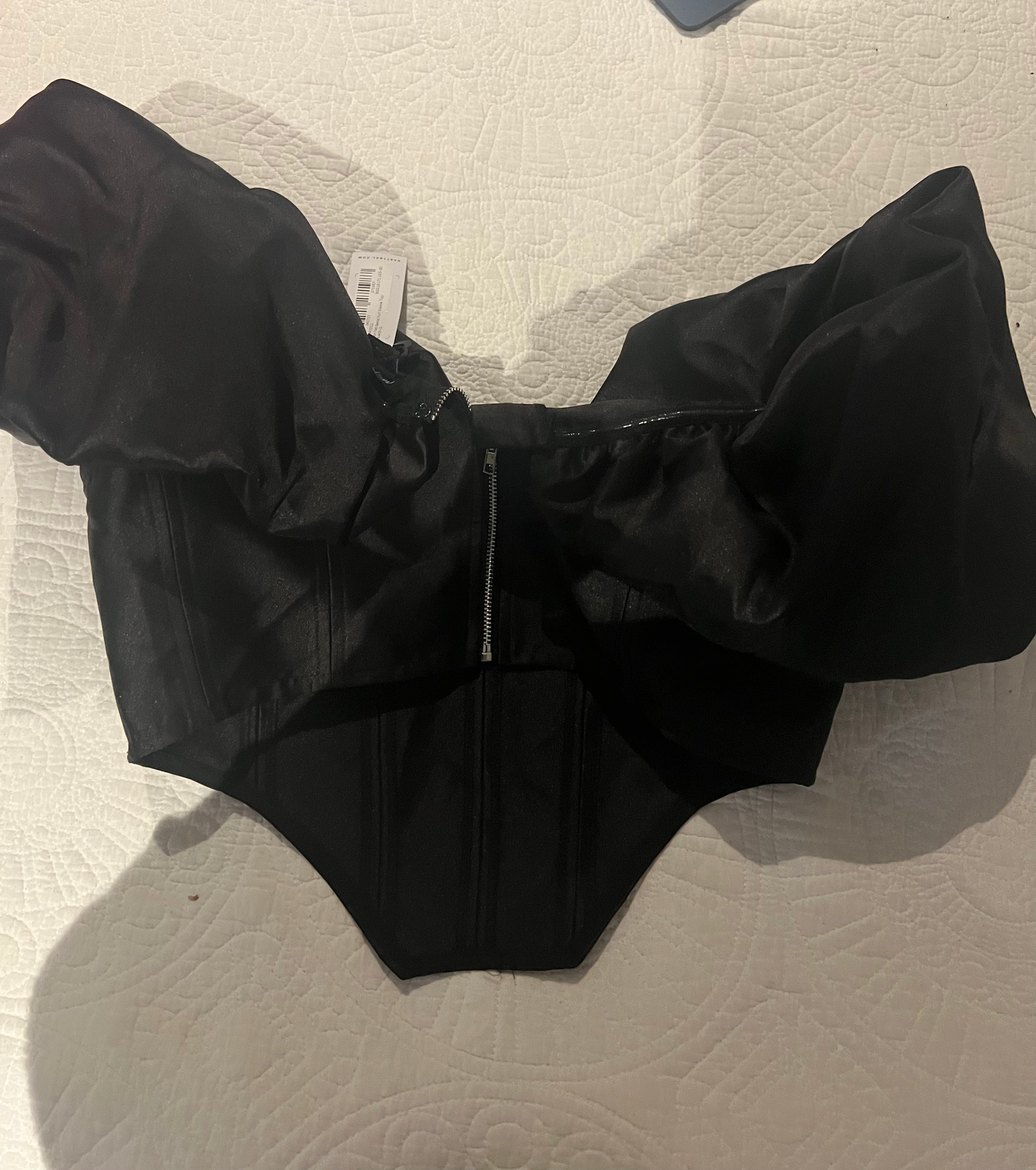 Black corset crop top