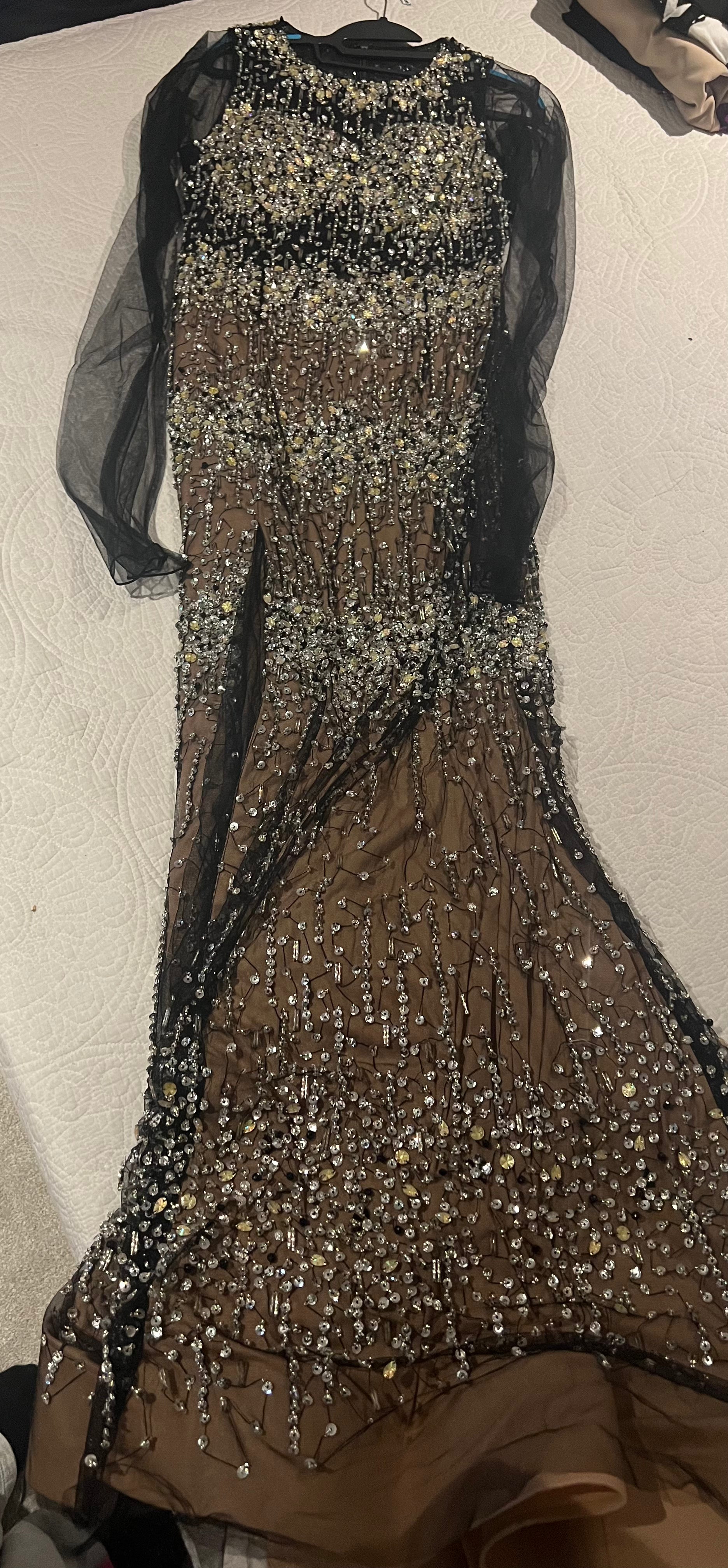 Maxi embroidery gown