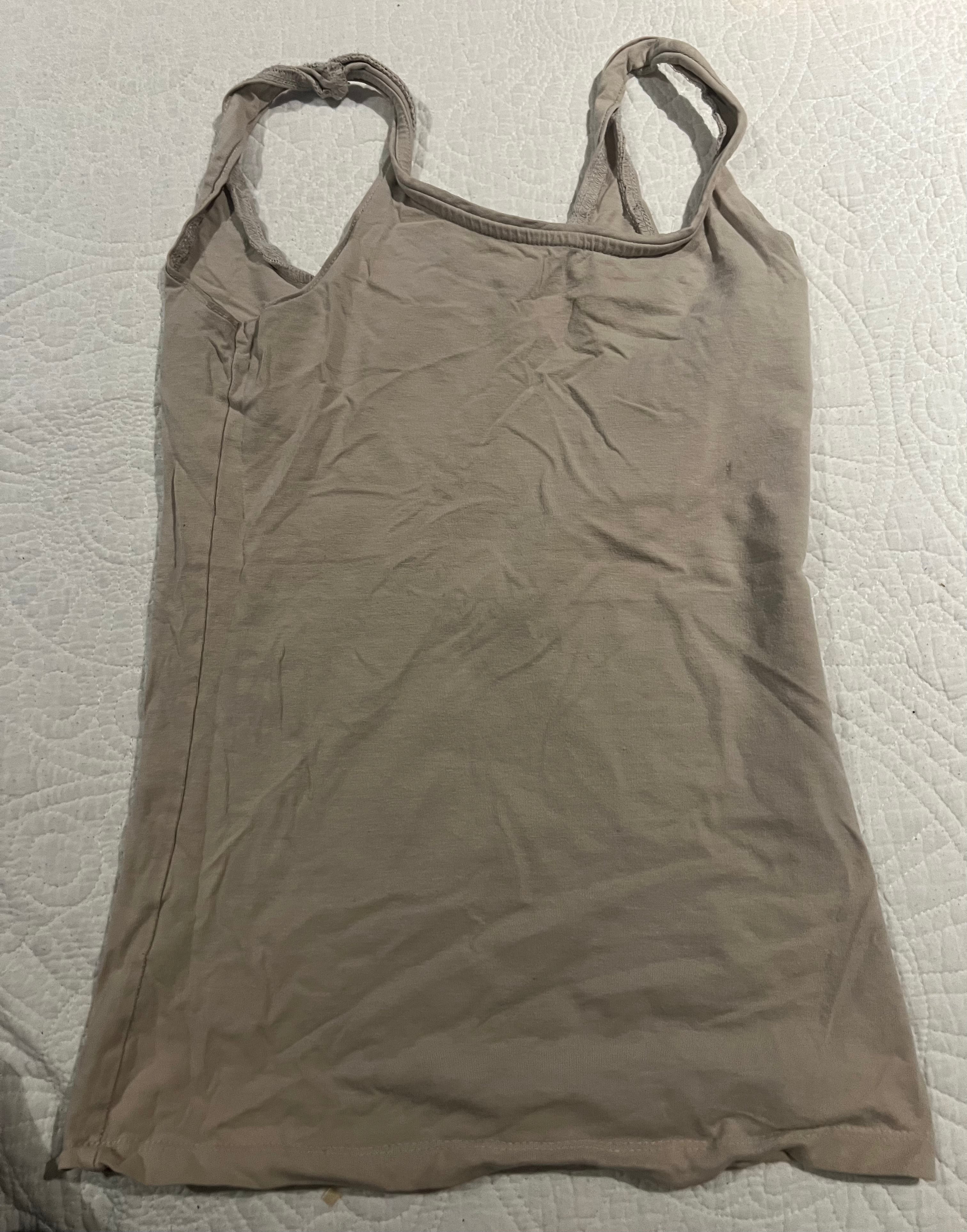Nude vest