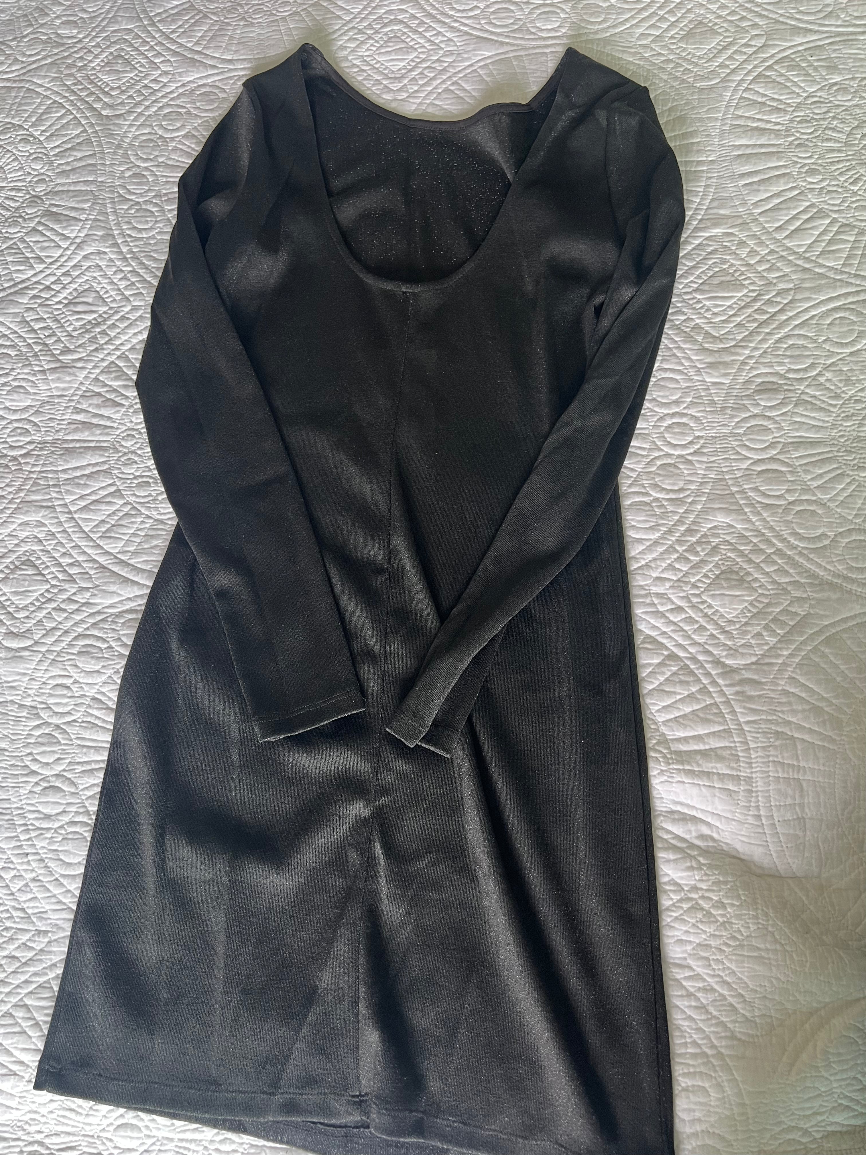 Black long sleeve midi dress