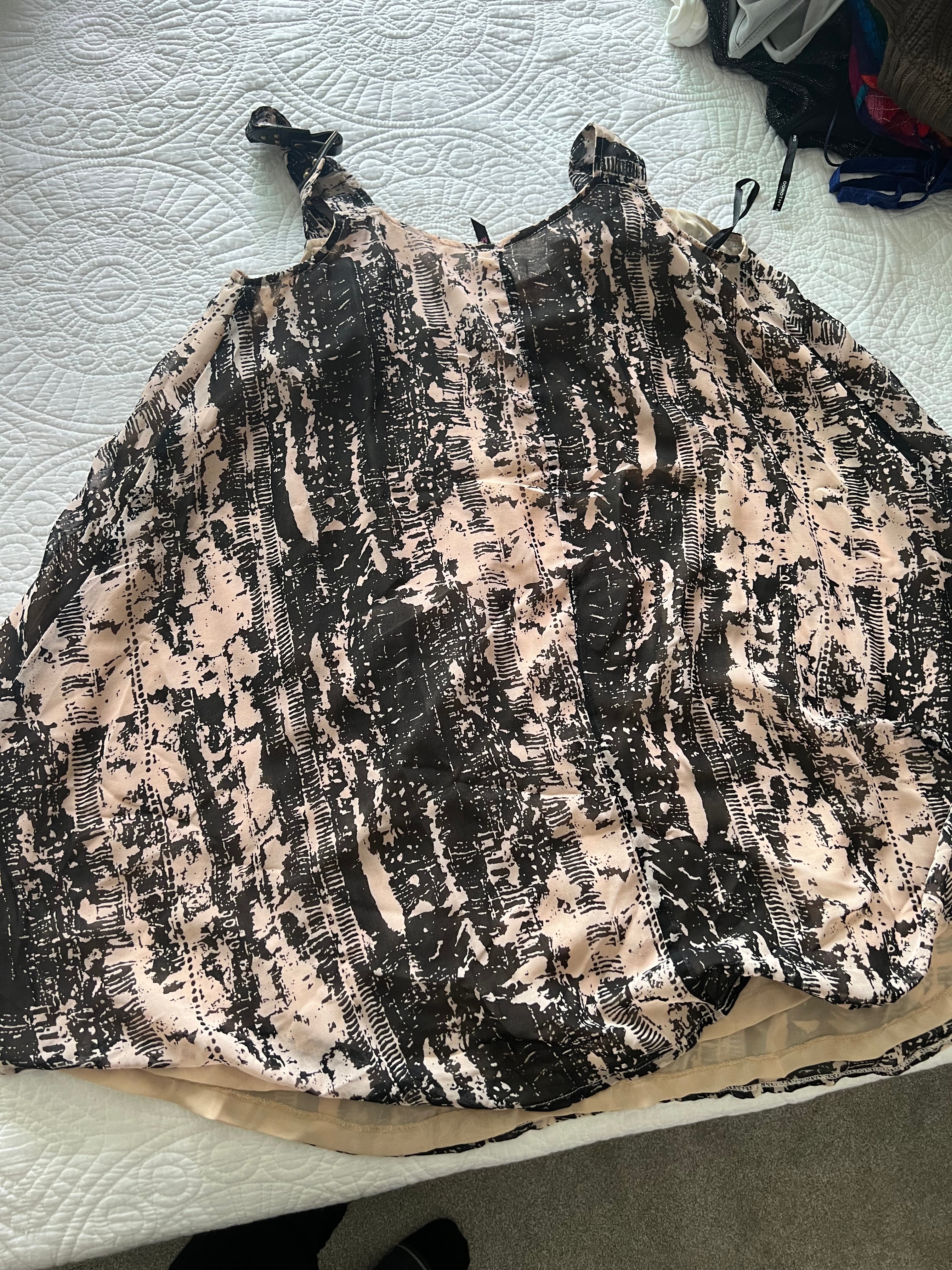 Black/nude vest top