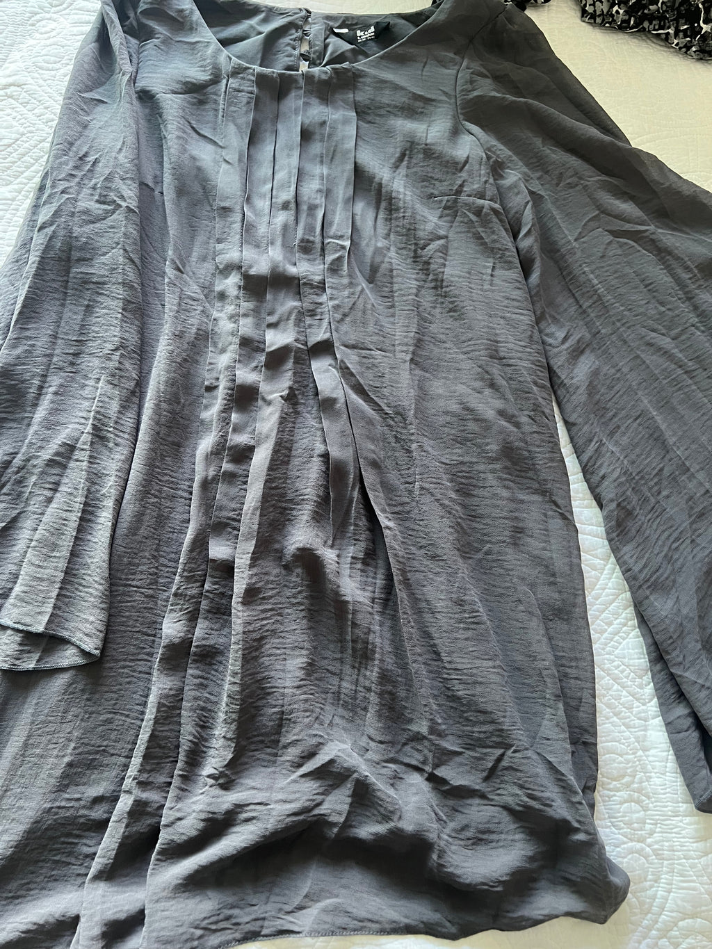 Grey long sleeve flowy  top