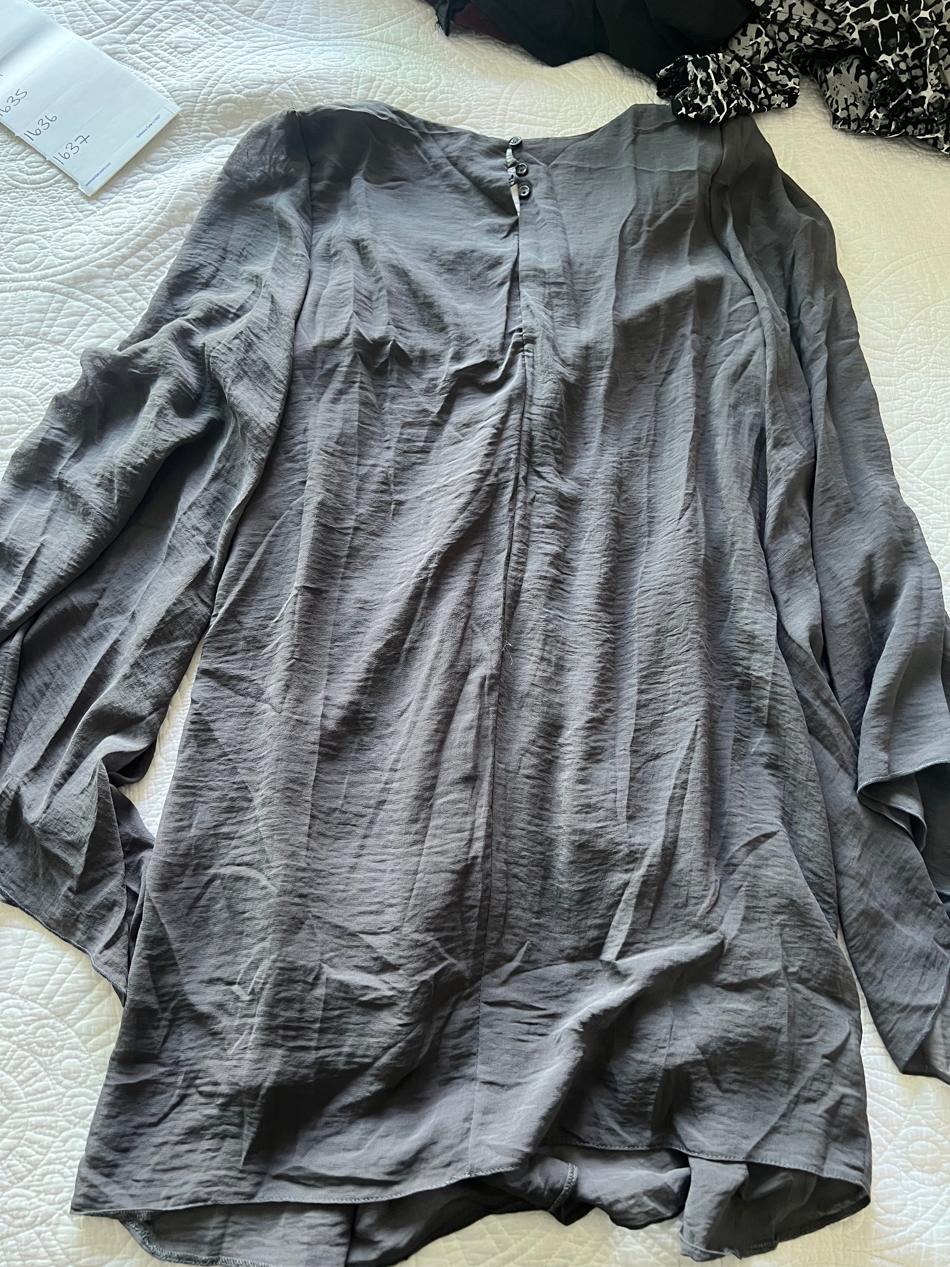 Grey long sleeve flowy  top