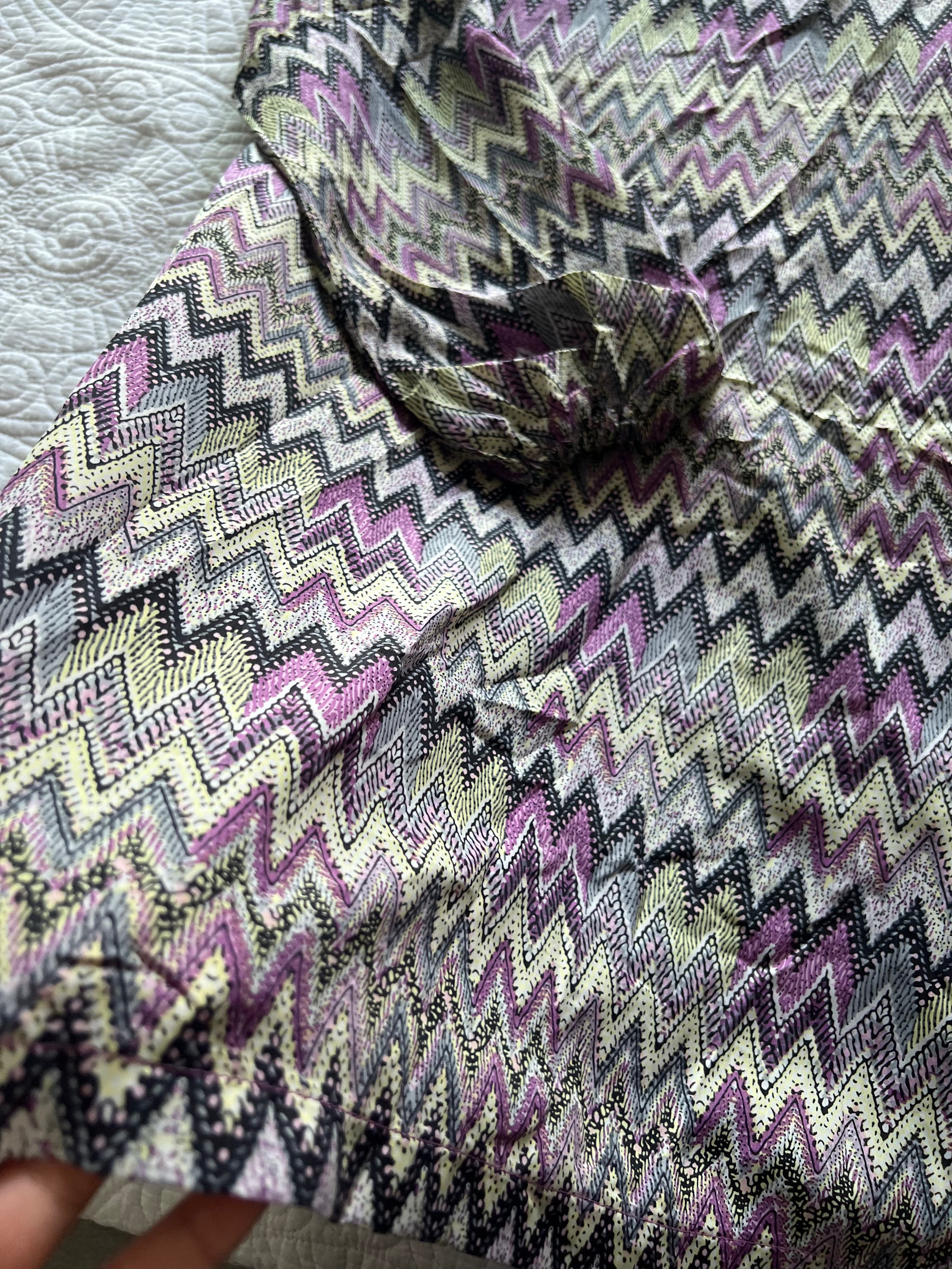 Multi coloured pattern long sleeve top