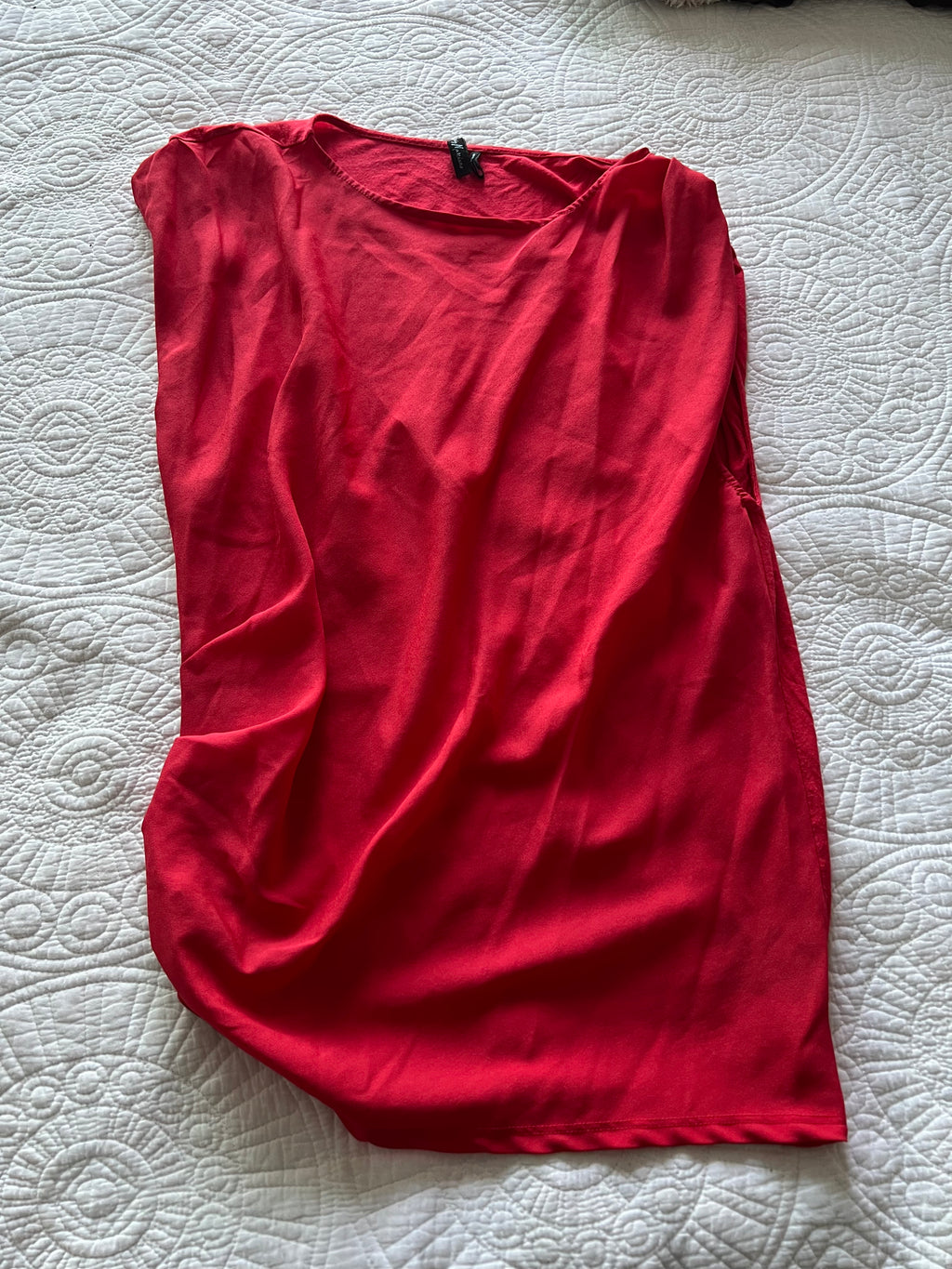 Guess Red top