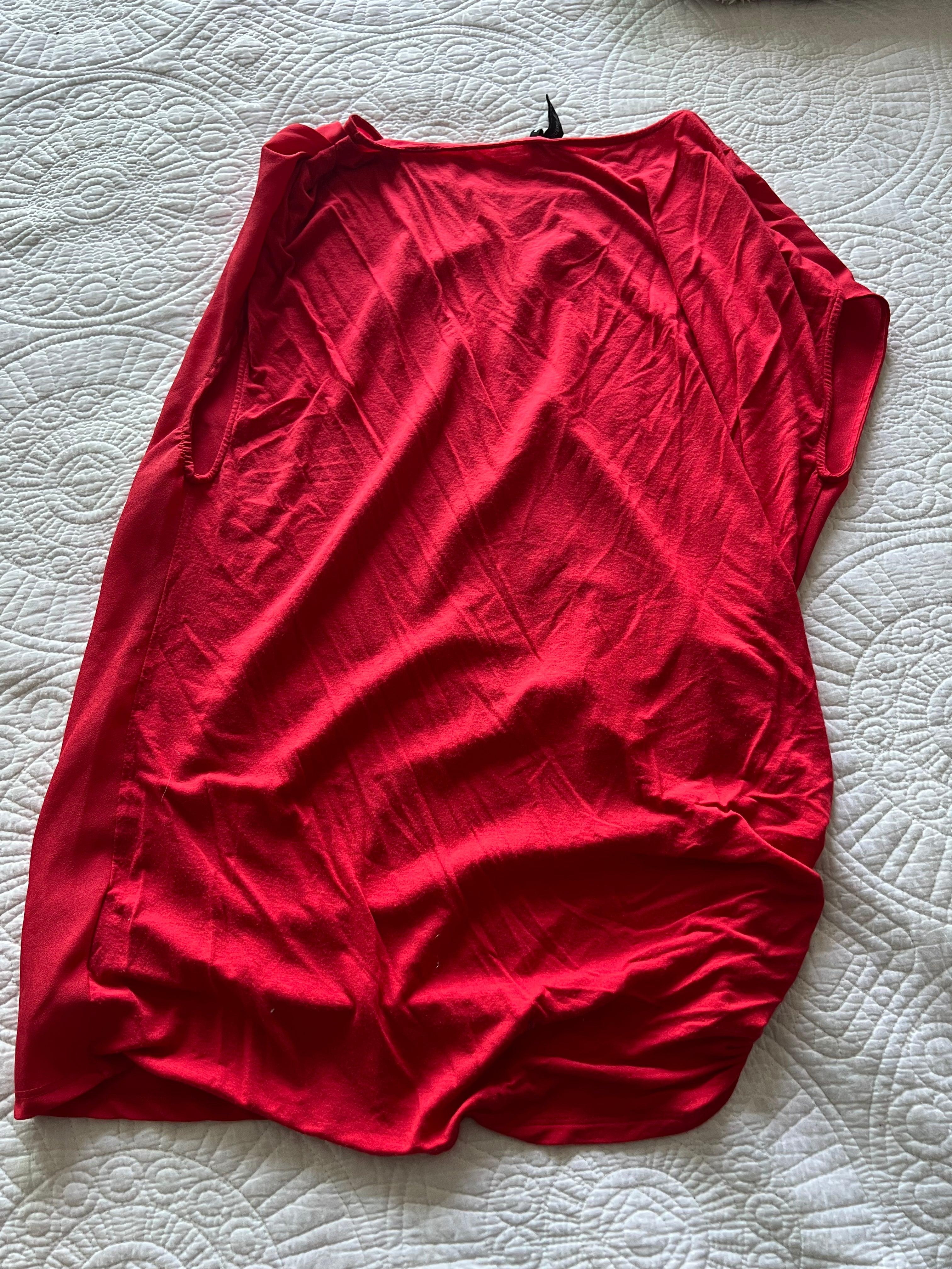 Guess Red top