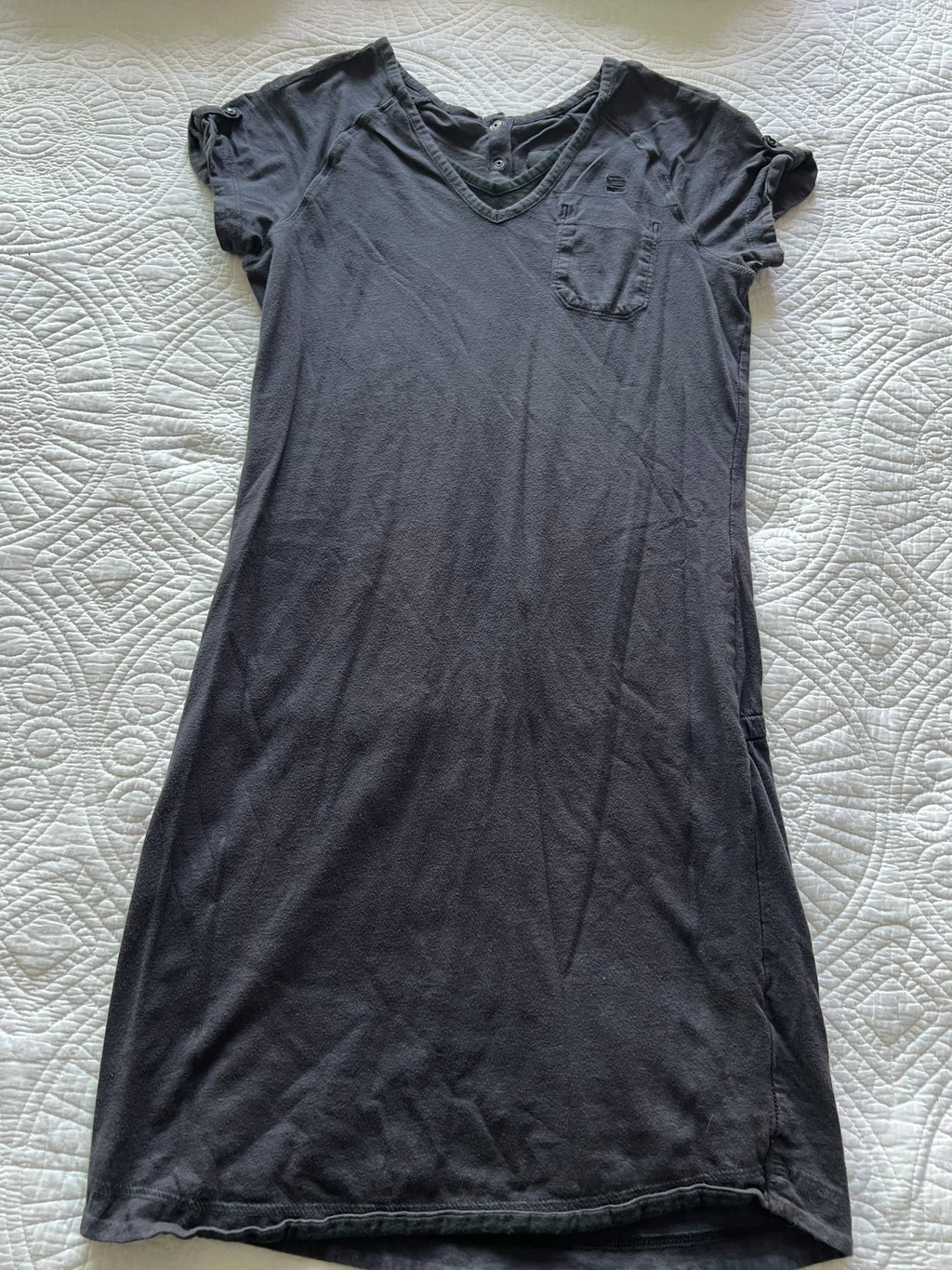 G raw black top