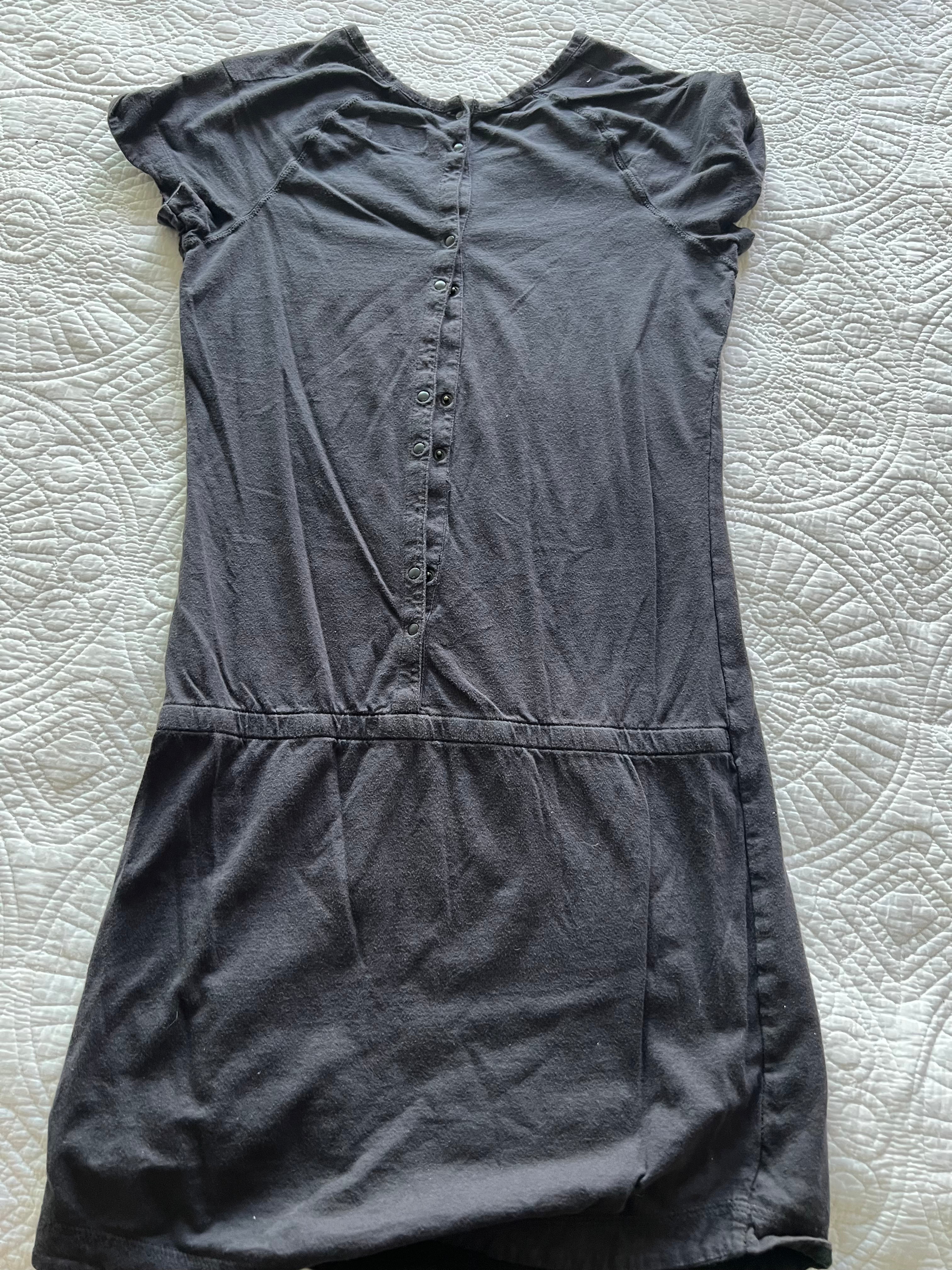 G raw black top