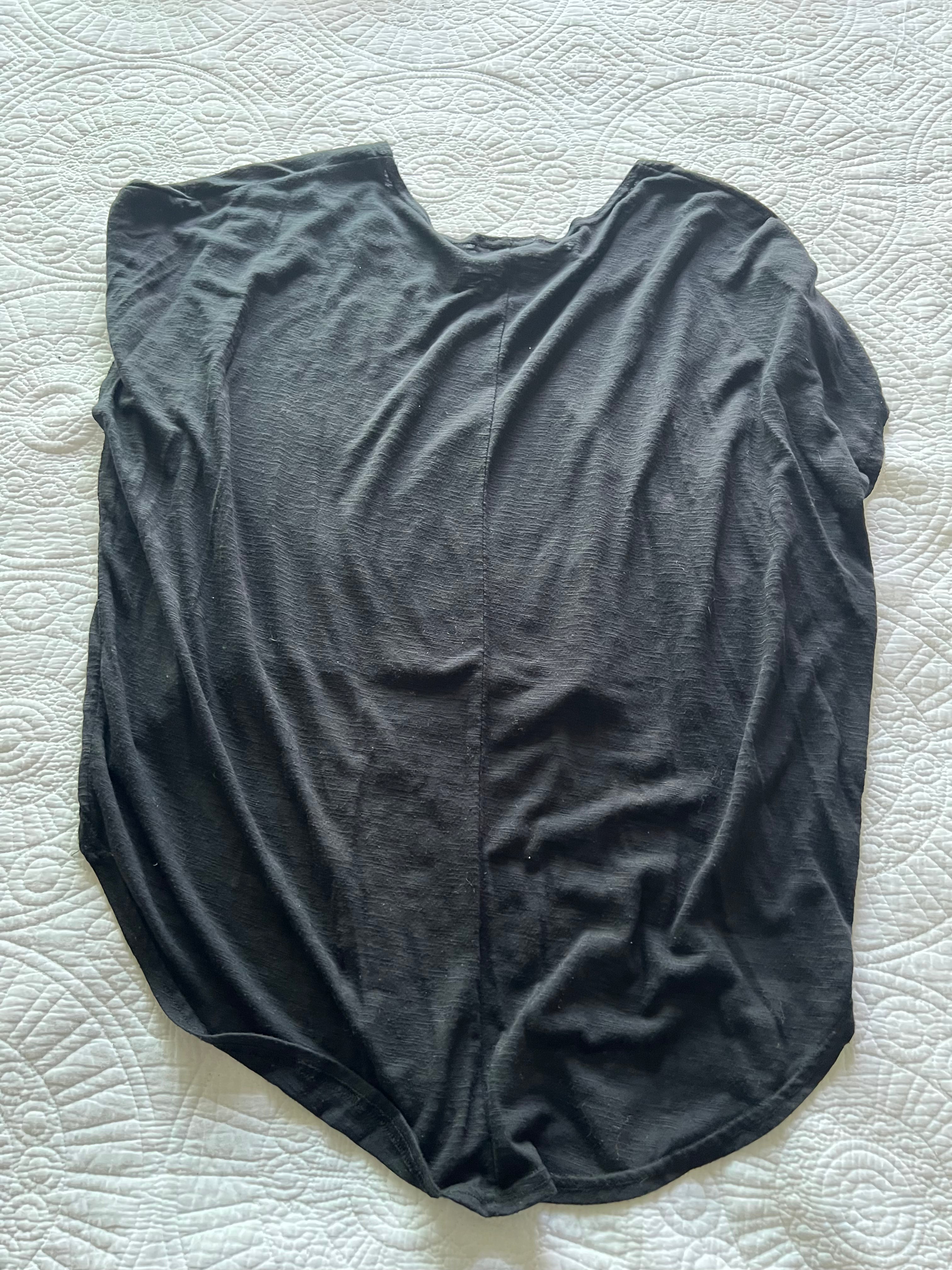 Black crop top