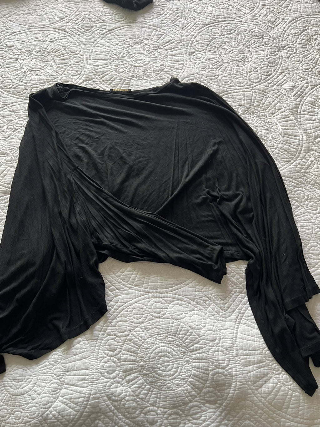 Black oversized crop top