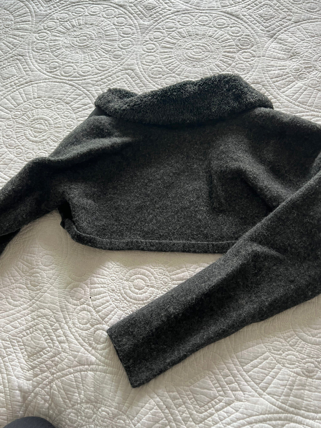 Cropped black jacket